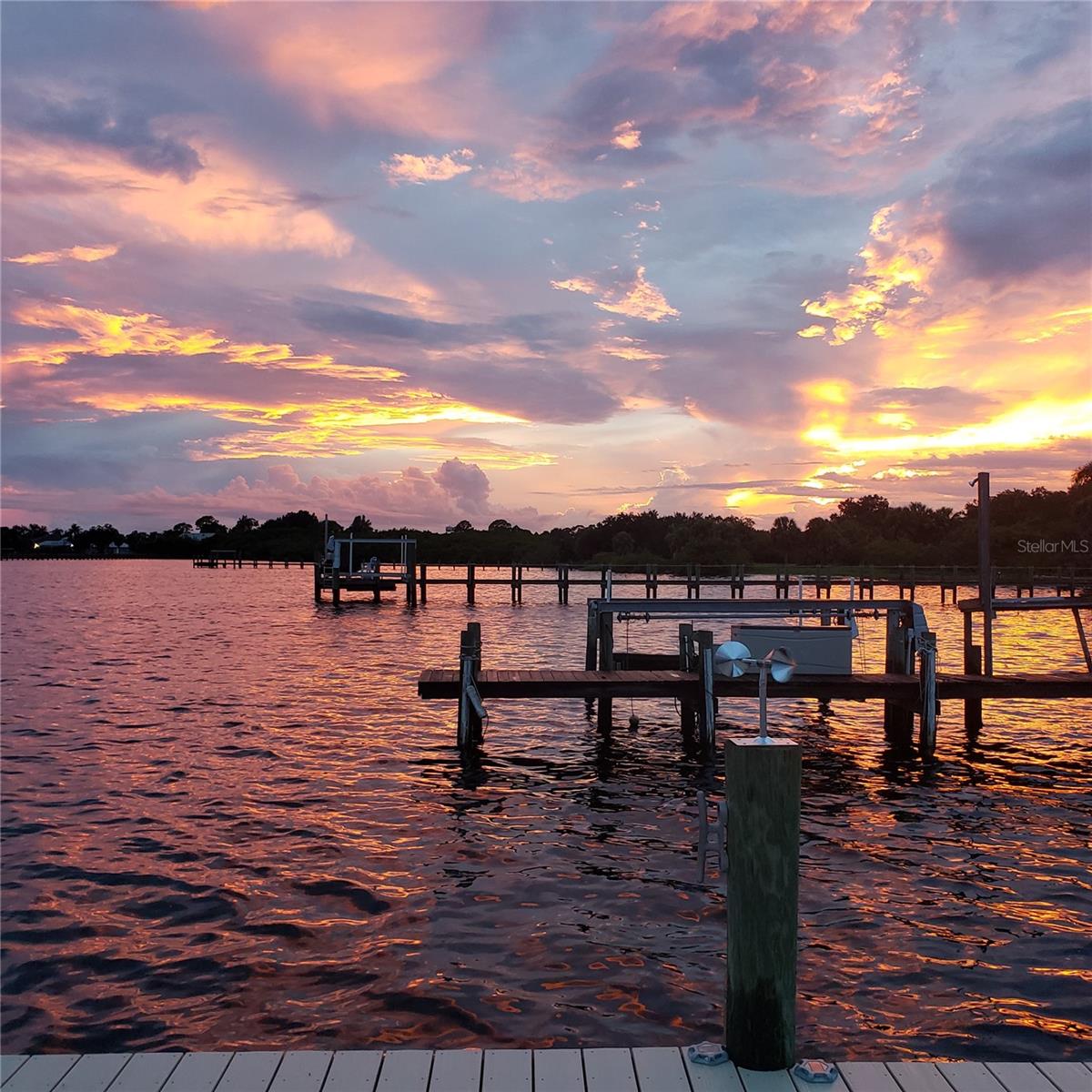 PUNTA GORDA ISLES - Land