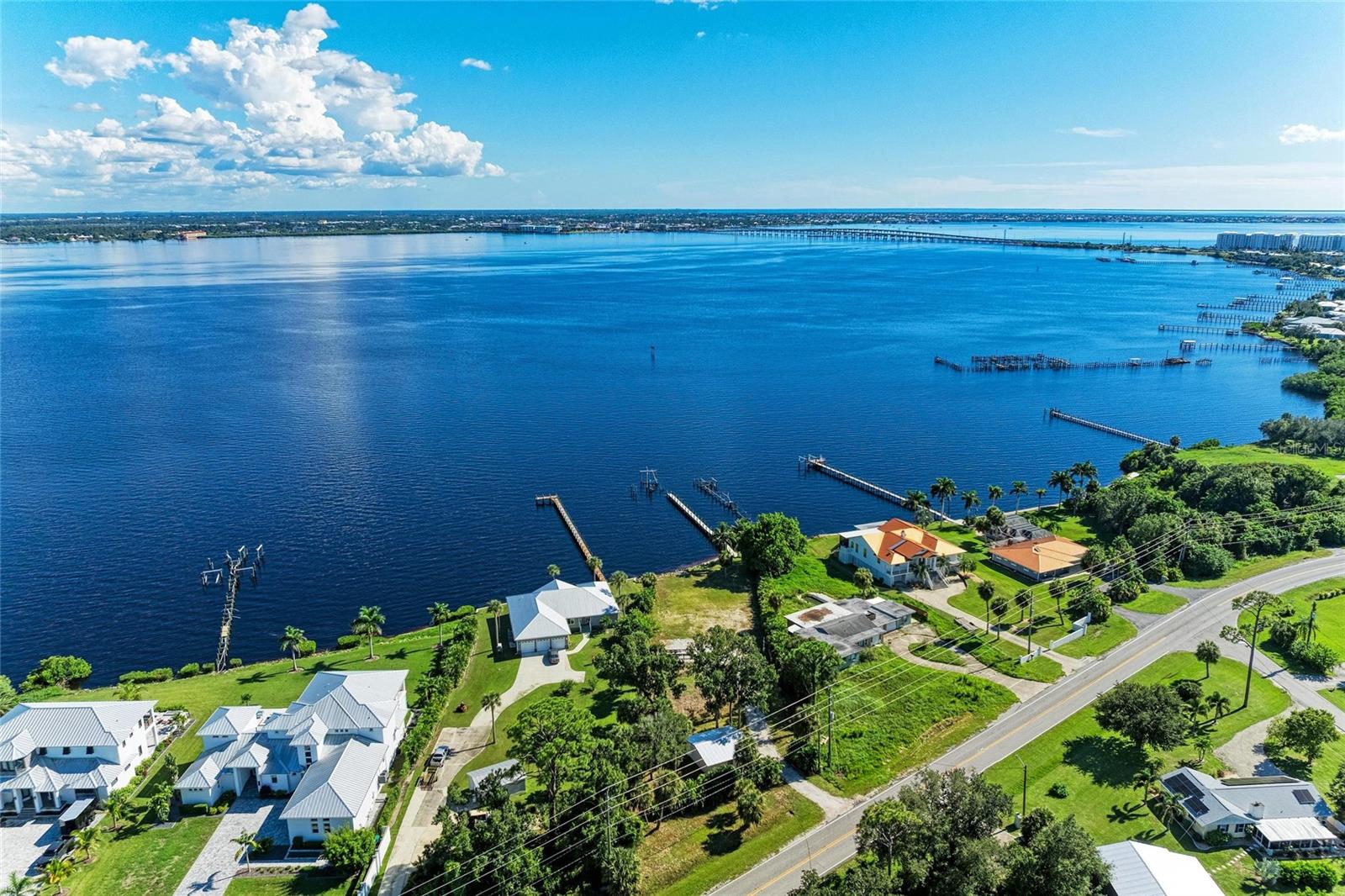 PUNTA GORDA ISLES - Land