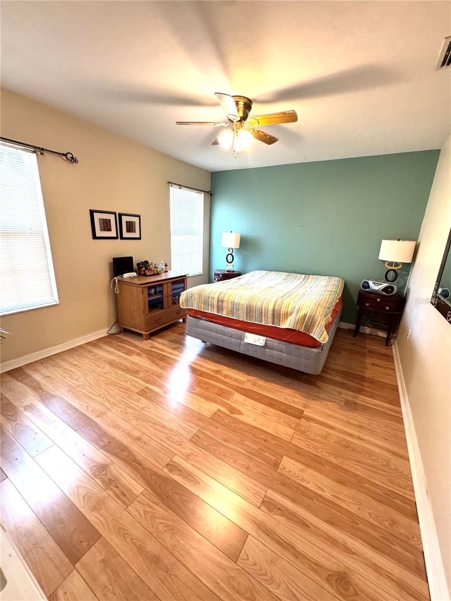 ARBOR GREENE/EMERALD LAKES - Residential