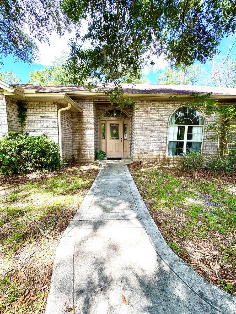 ARBOR GREENE/EMERALD LAKES - Residential