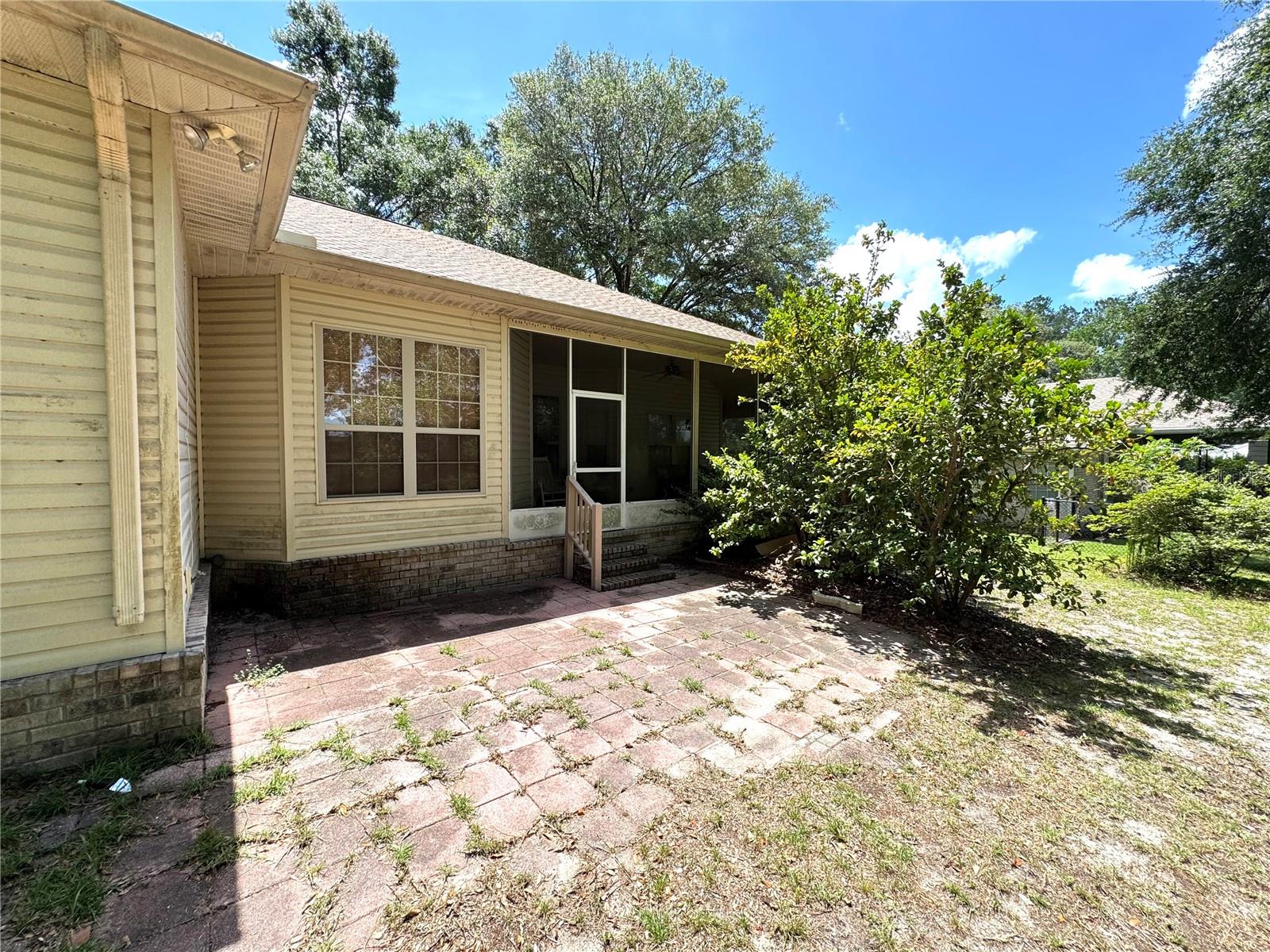 ARBOR GREENE/EMERALD LAKES - Residential