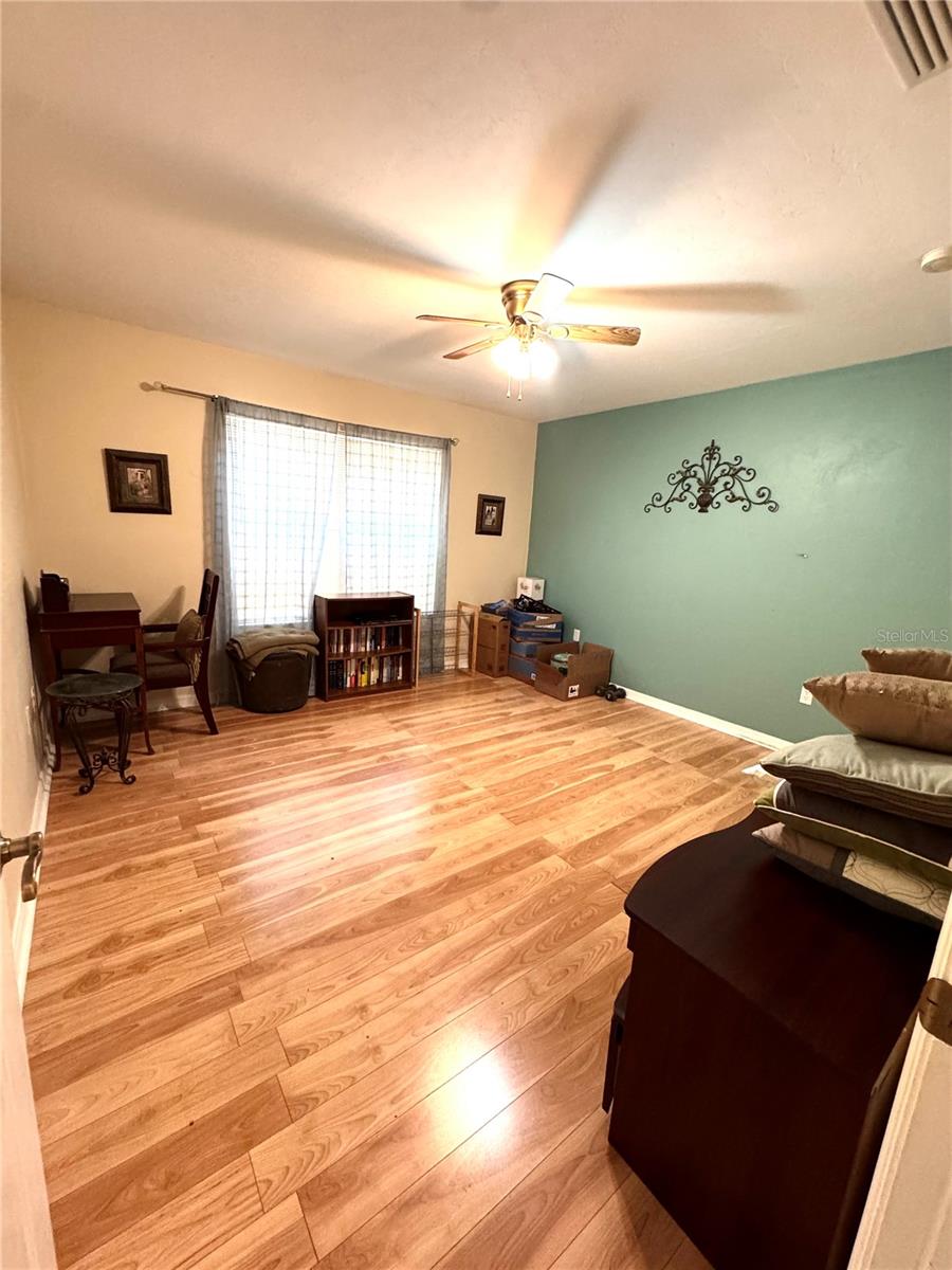 ARBOR GREENE/EMERALD LAKES - Residential