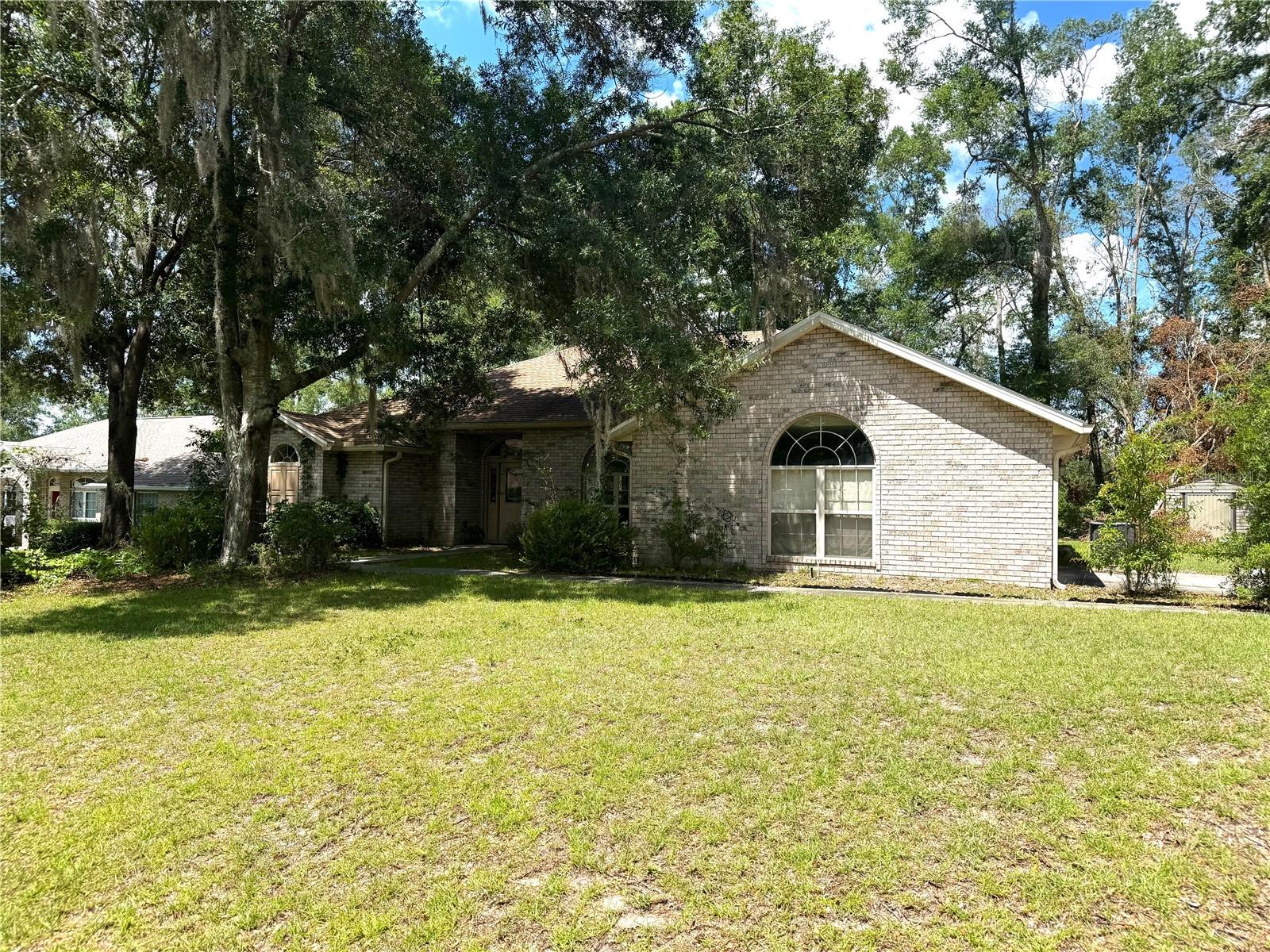 ARBOR GREENE/EMERALD LAKES - Residential