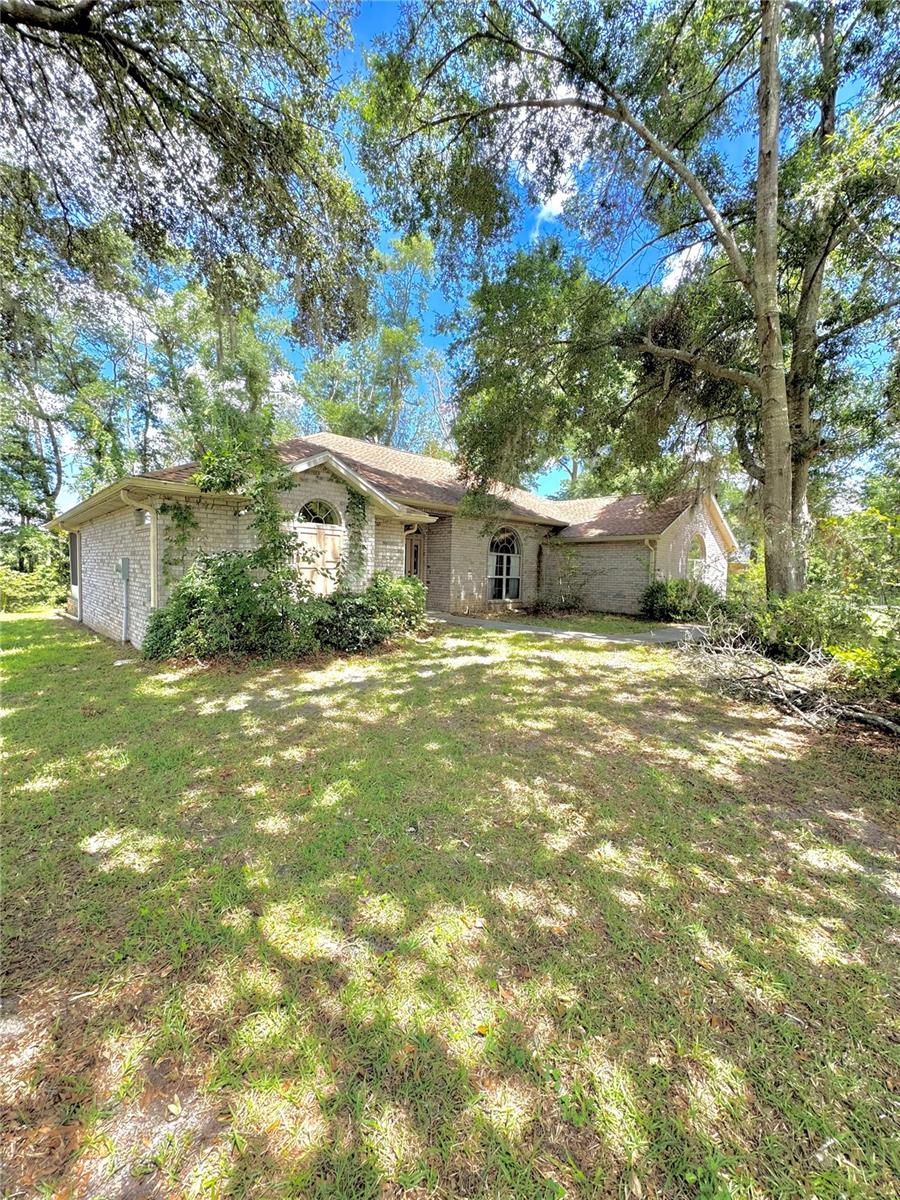 ARBOR GREENE/EMERALD LAKES - Residential