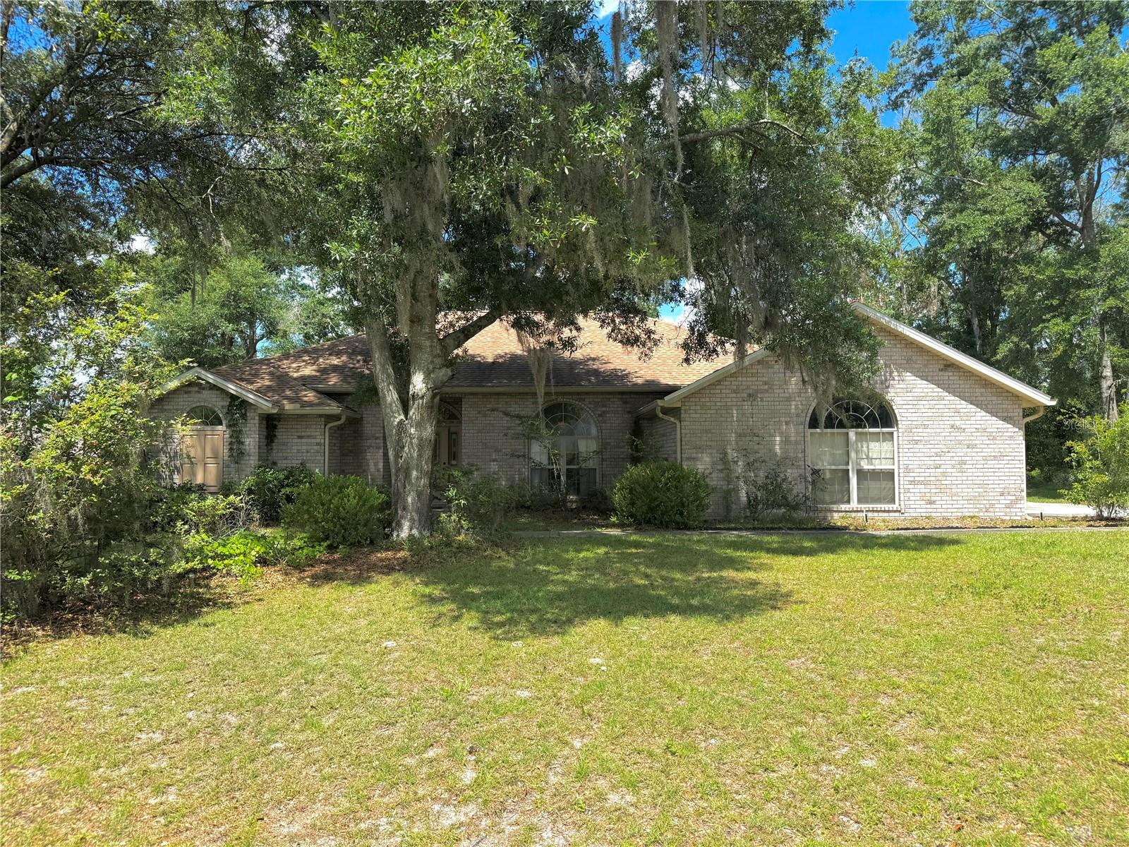 ARBOR GREENE/EMERALD LAKES - Residential