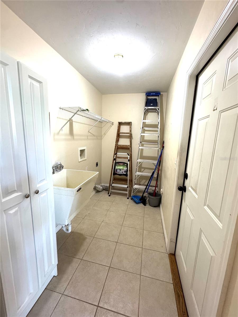 ARBOR GREENE/EMERALD LAKES - Residential