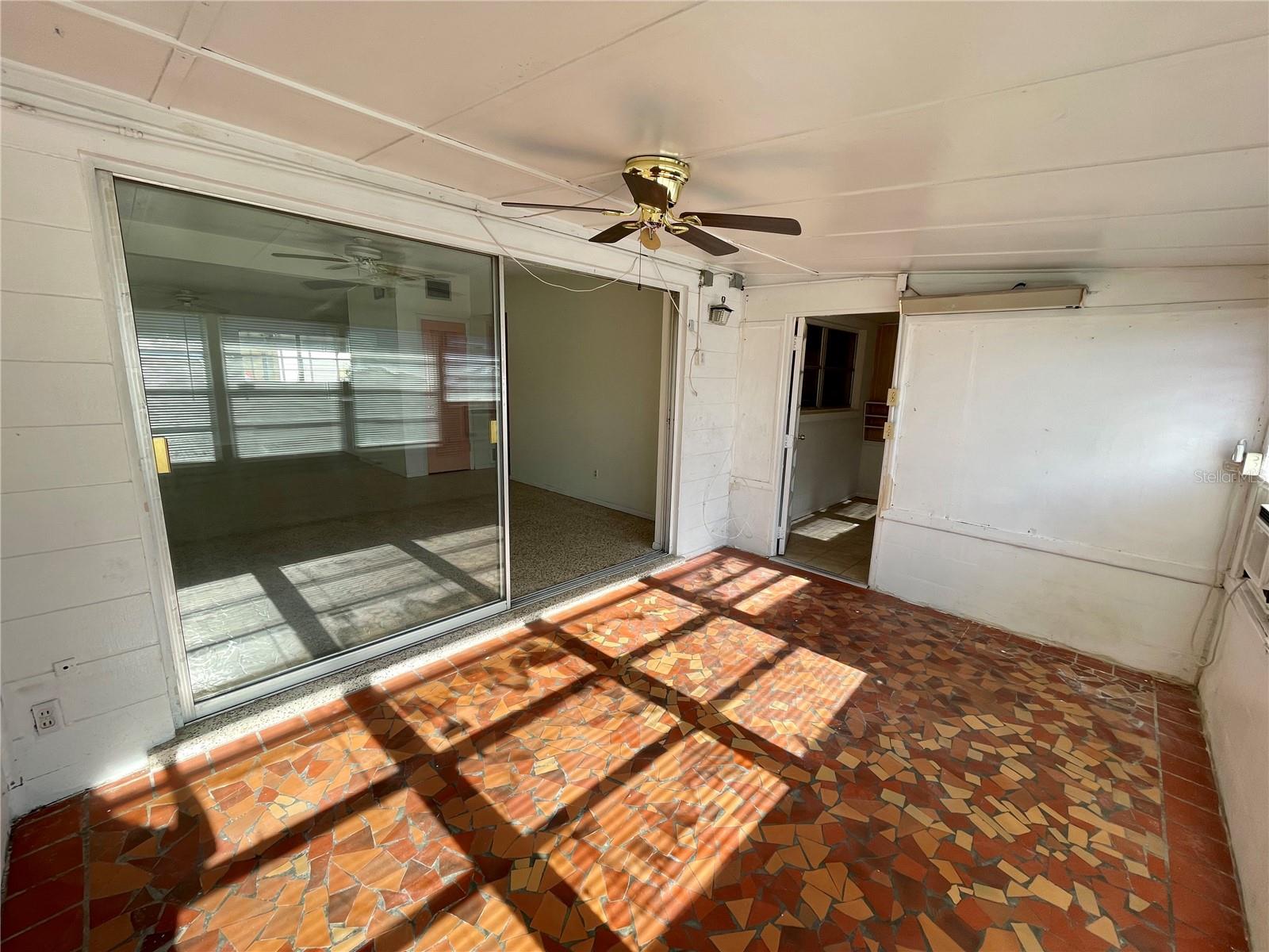 BAYSHORE GARDENS SEC 13 - Residential Lease