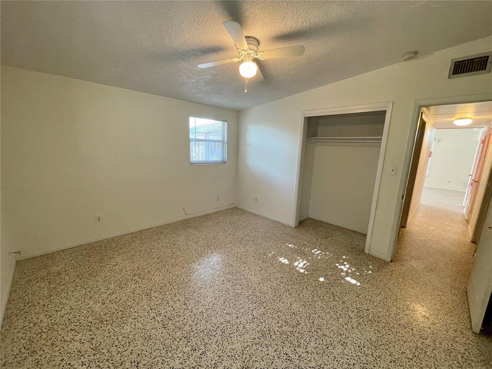 BAYSHORE GARDENS SEC 13 - Residential Lease