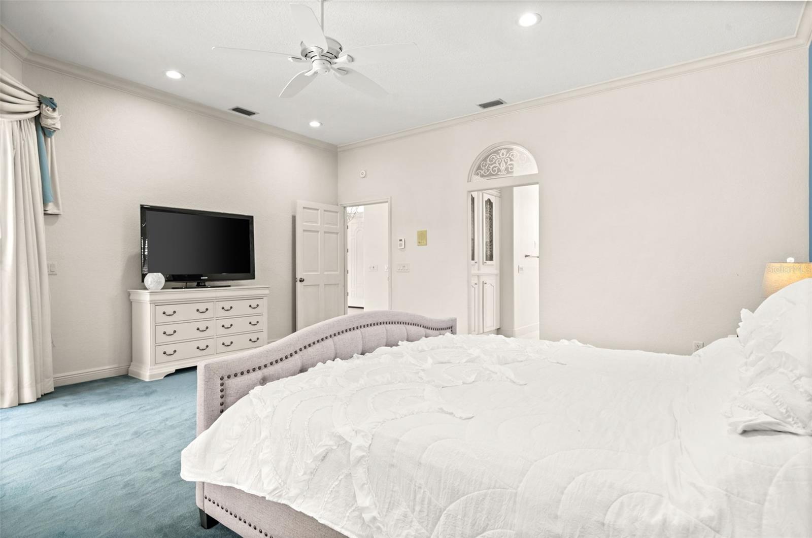 FAIRWAY VILLAGE - Residential Lease