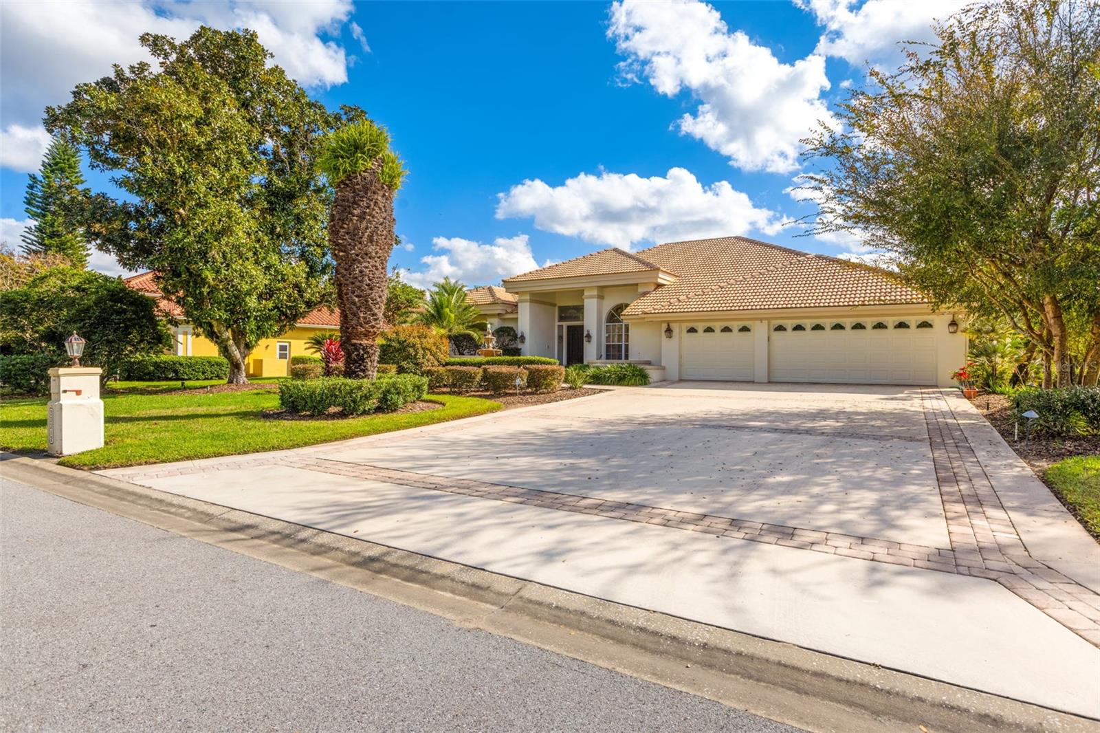FAIRWAY VILLAGE - Residential Lease