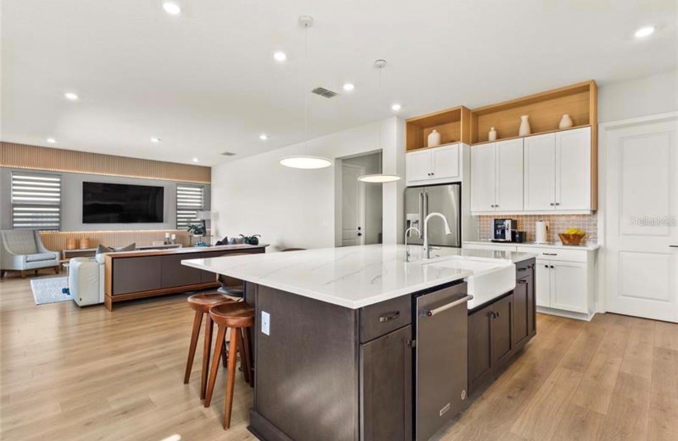 BELLA COLLINA WEST SUB - Residential