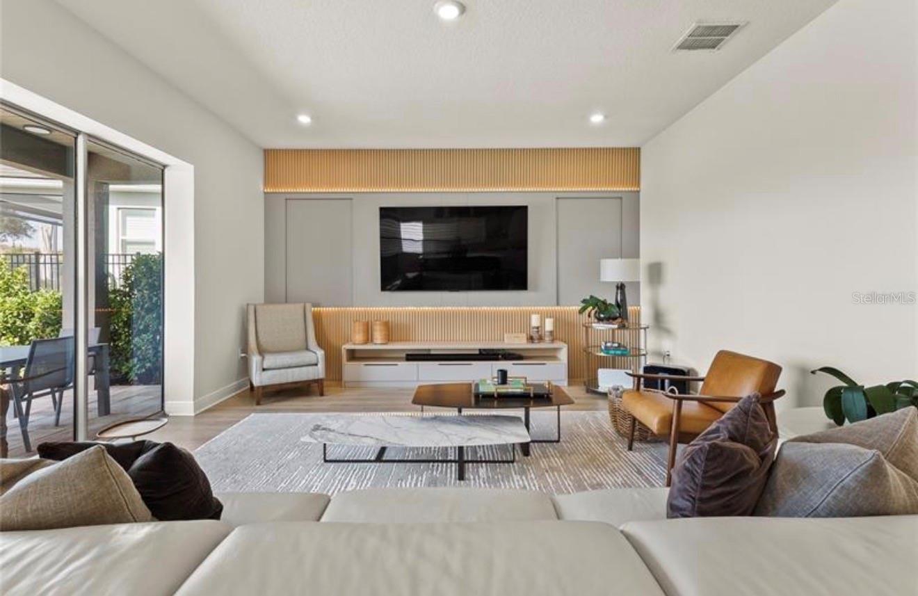 BELLA COLLINA WEST SUB - Residential