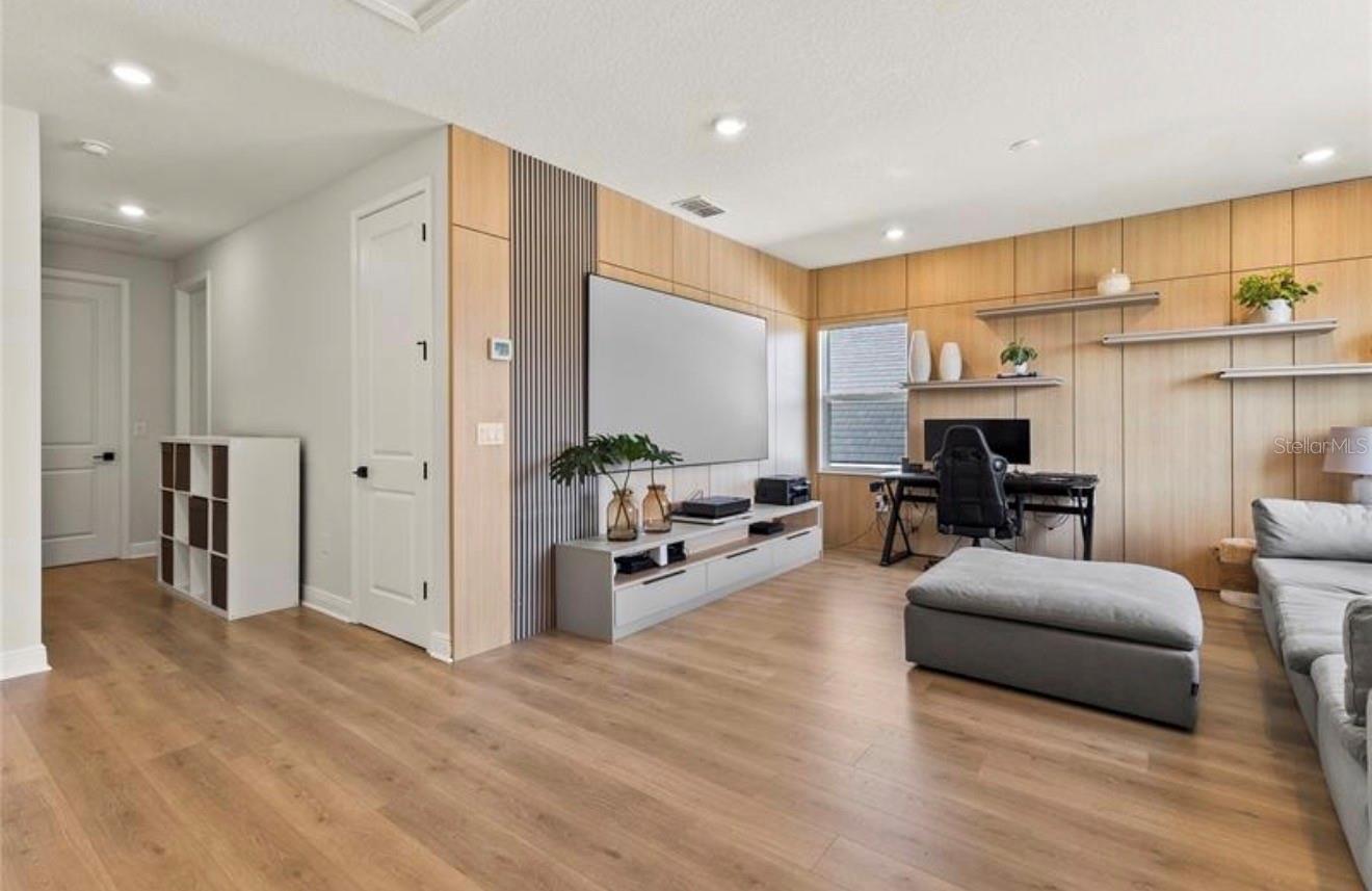 BELLA COLLINA WEST SUB - Residential