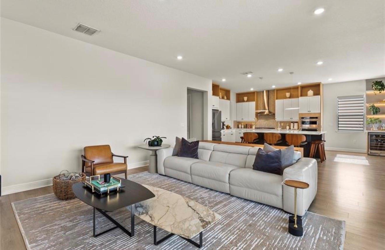 BELLA COLLINA WEST SUB - Residential
