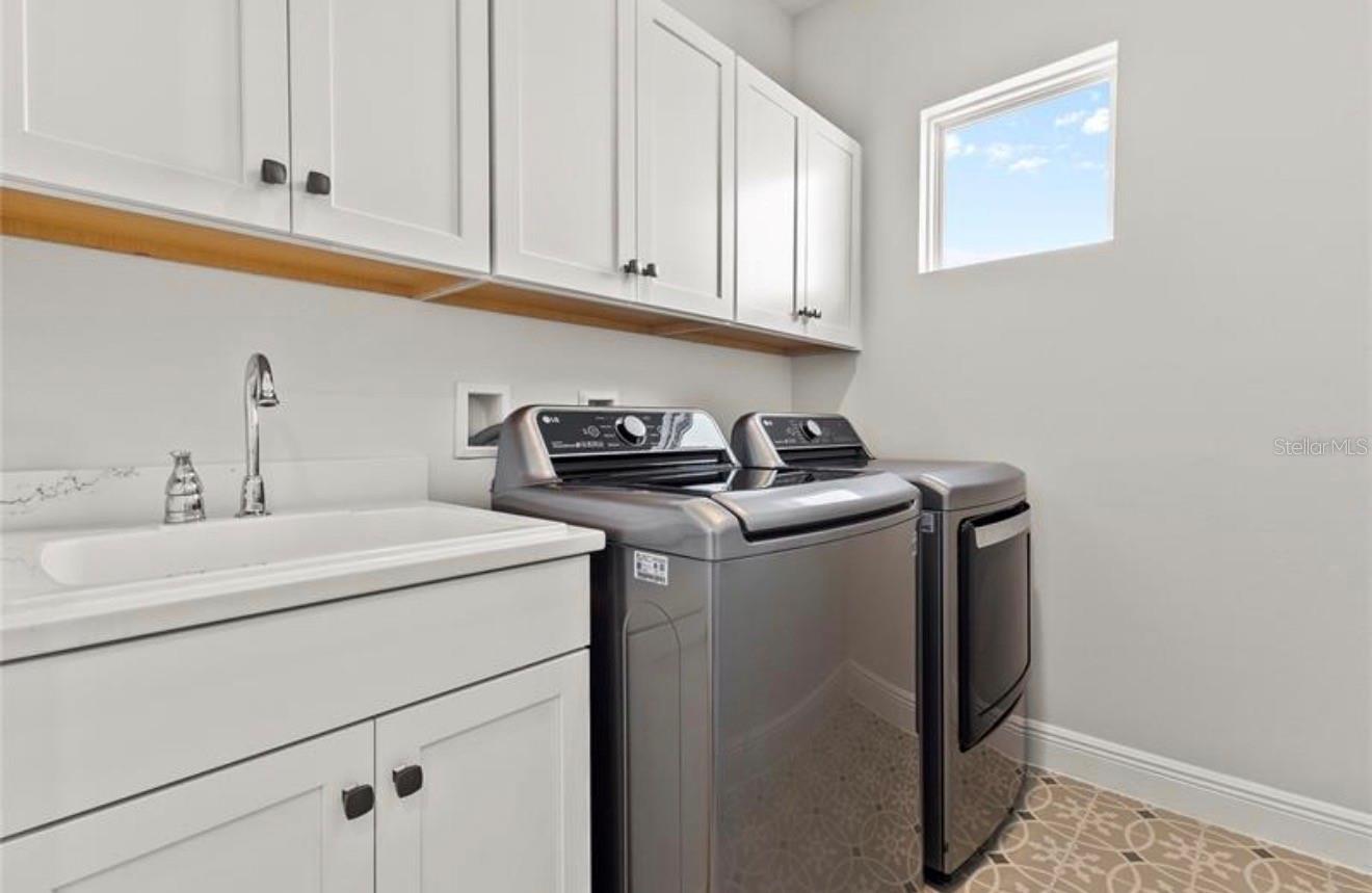 BELLA COLLINA WEST SUB - Residential