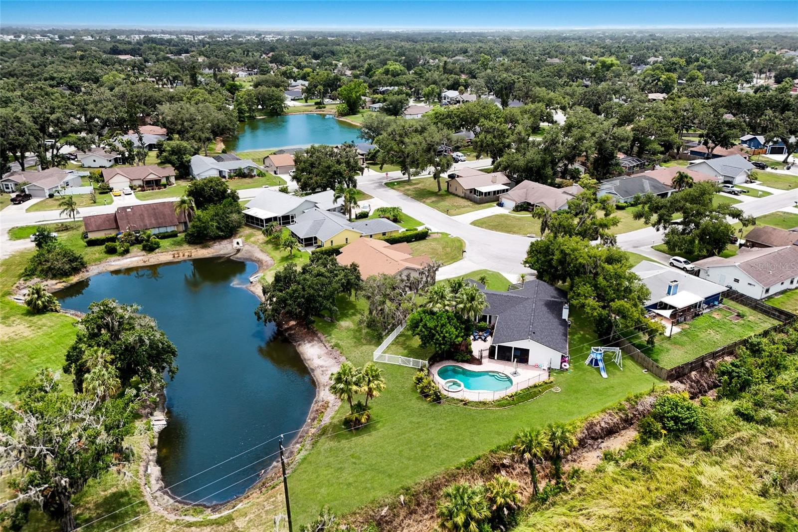 VILLAGES OF THOUSAND OAKS VILLAGE IV & V - Residential