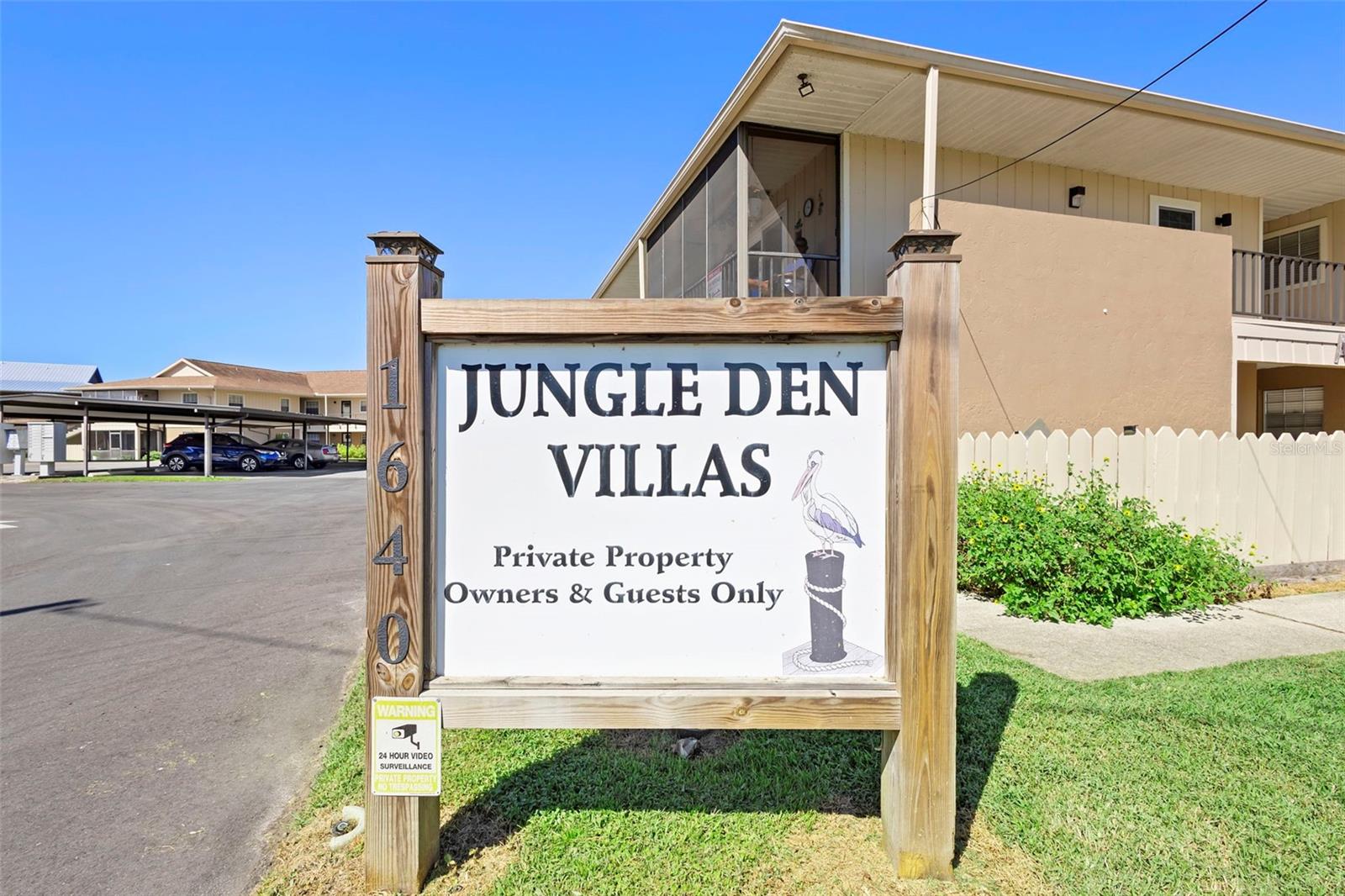 JUNGLE DEN VILLAS PH 03 CONDO - Residential