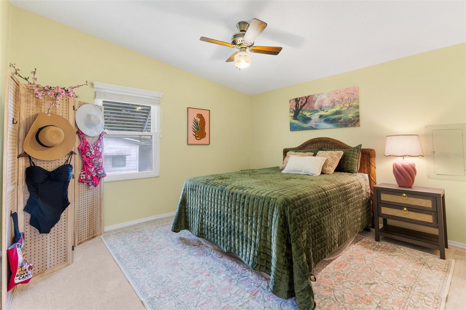 LADY LAKE ORANGE BLOSSOM GARDENS UNIT 09 - Residential