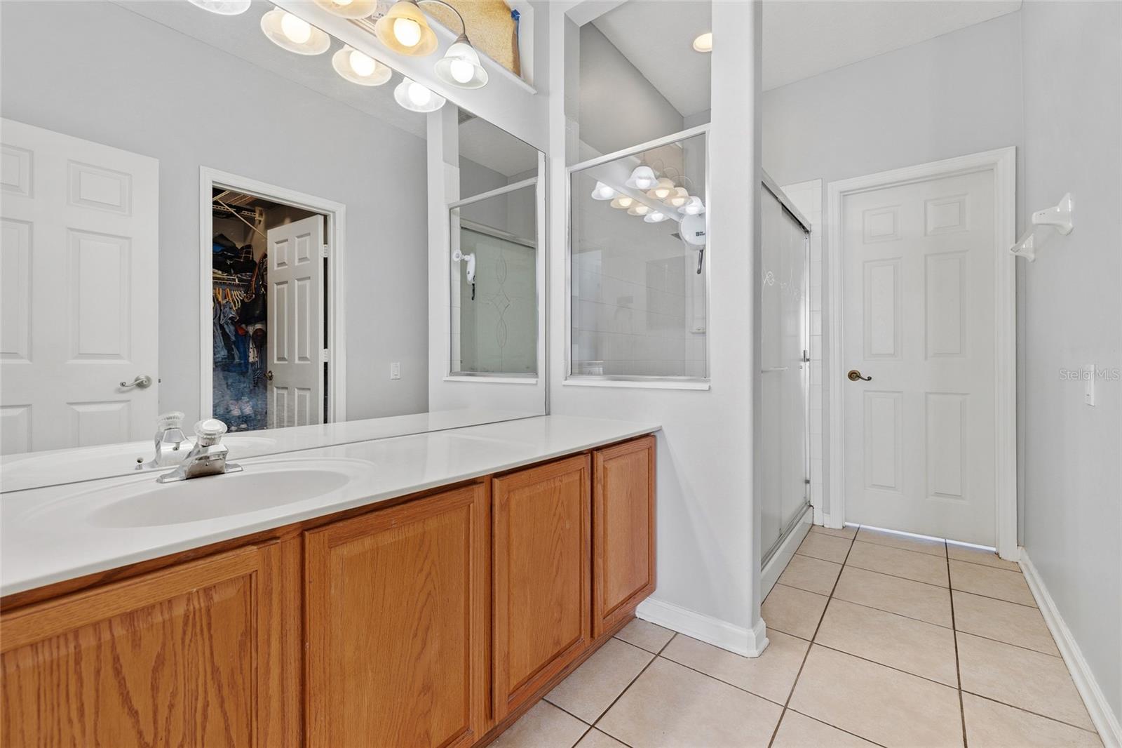 STONEHURST AT STONEFIELD - Residential Lease