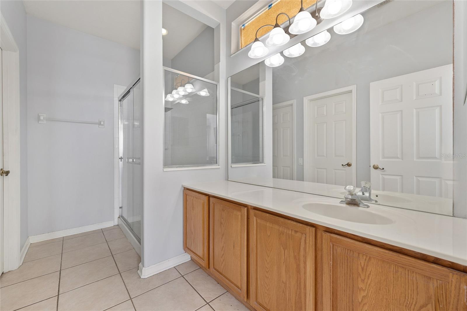 STONEHURST AT STONEFIELD - Residential Lease