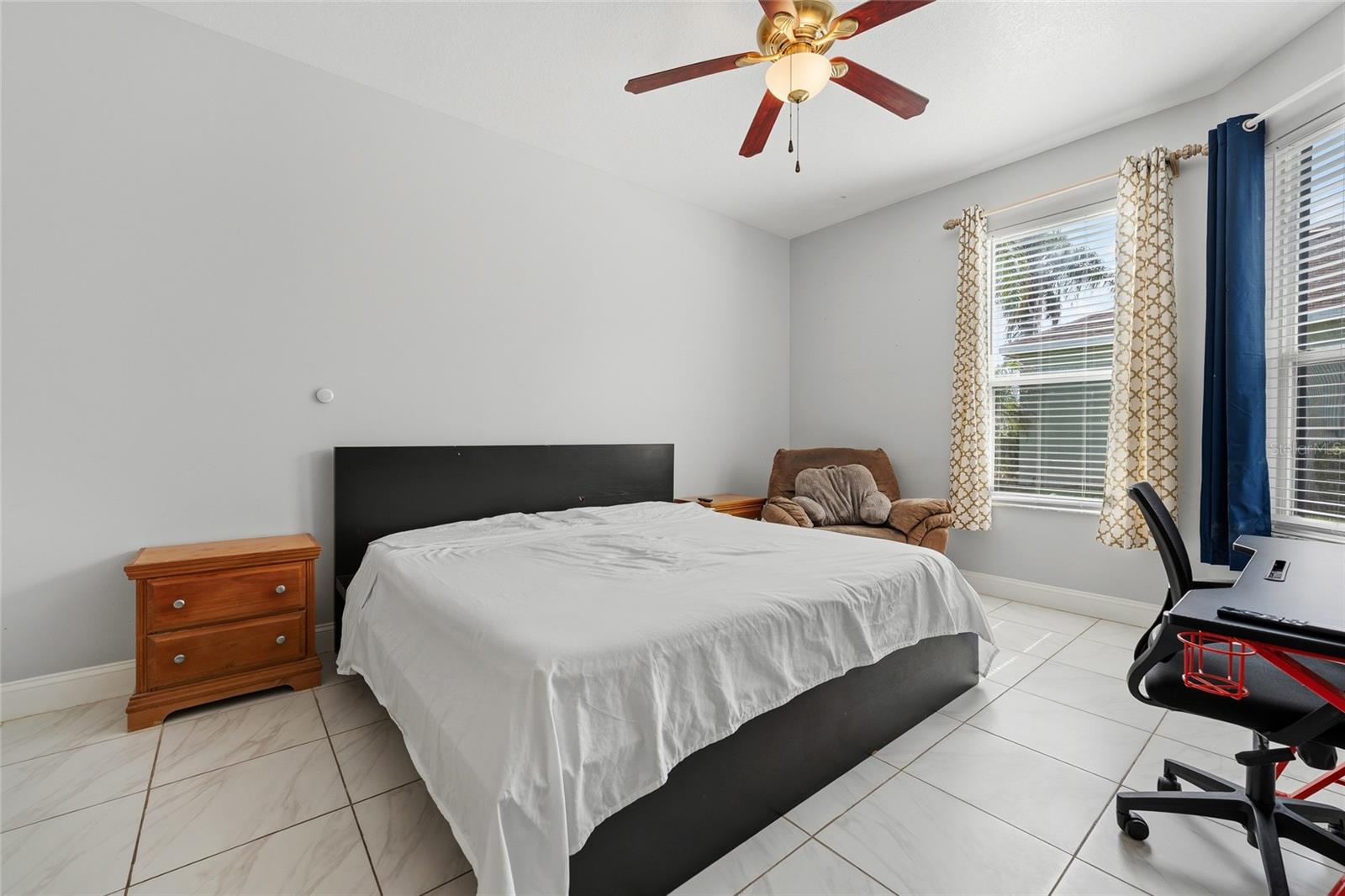 STONEHURST AT STONEFIELD - Residential Lease