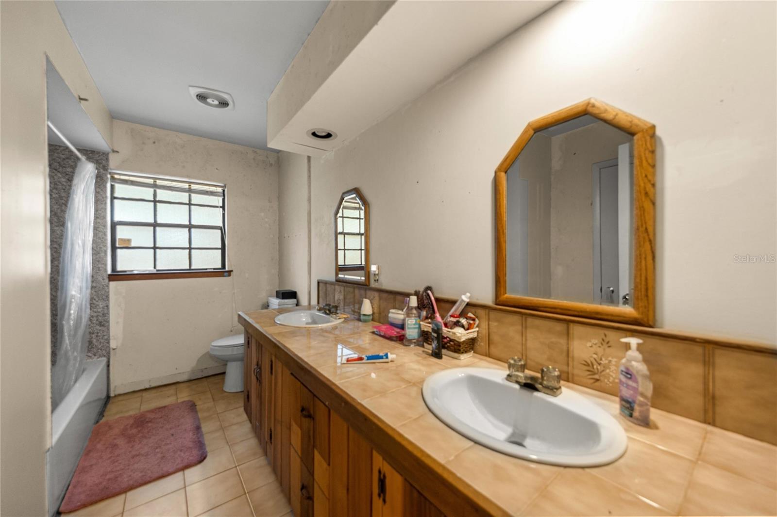 BELLEVIEW RANCHETTES - Residential