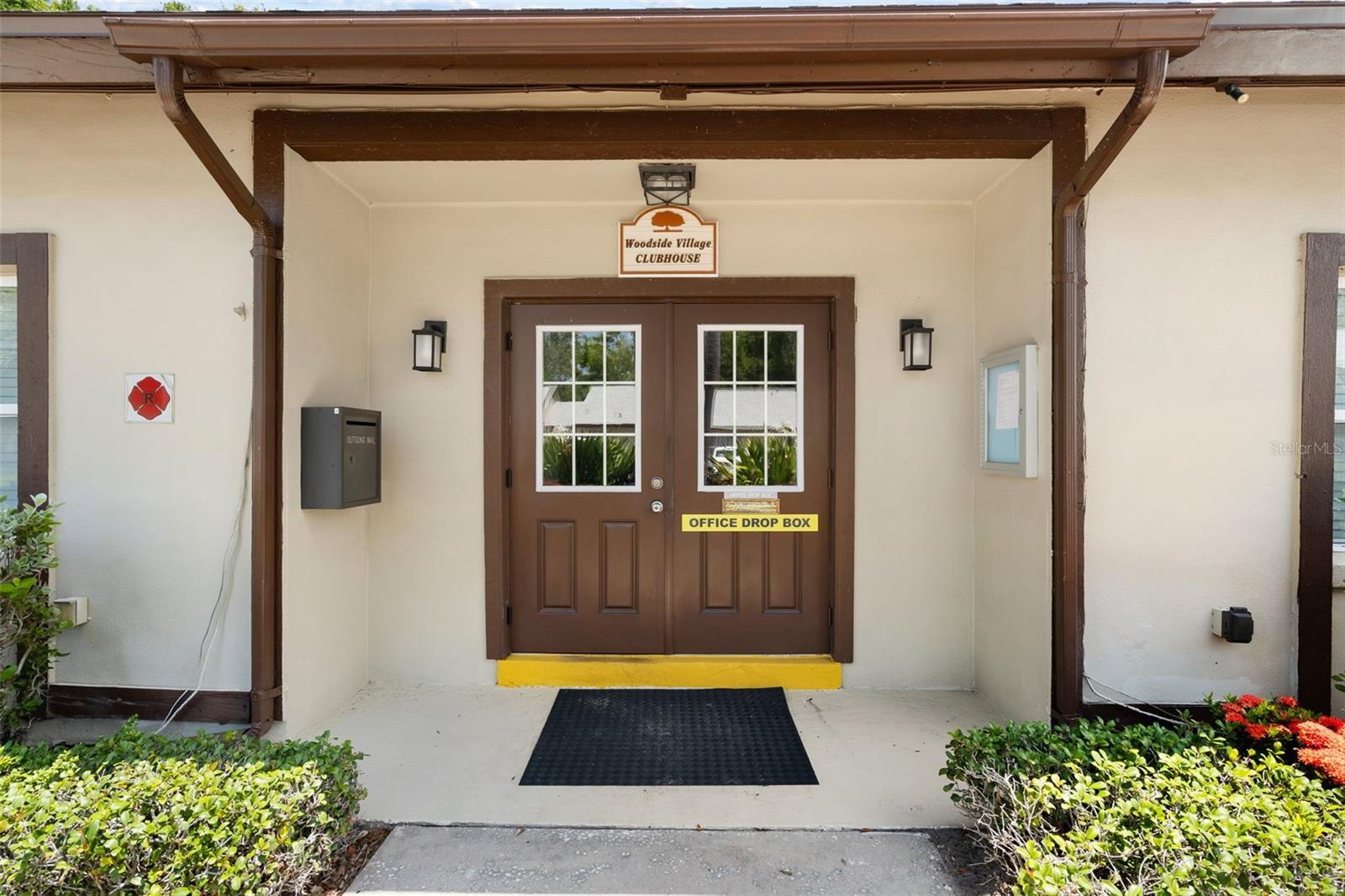 WOODSIDE VILLAGE CONDO - Residential