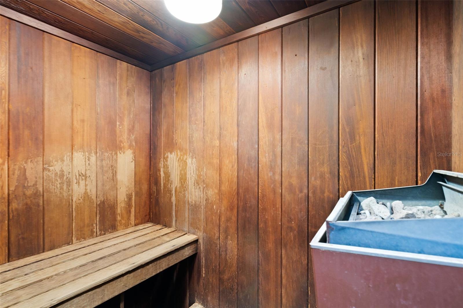 WOODSIDE VILLAGE CONDO - Residential