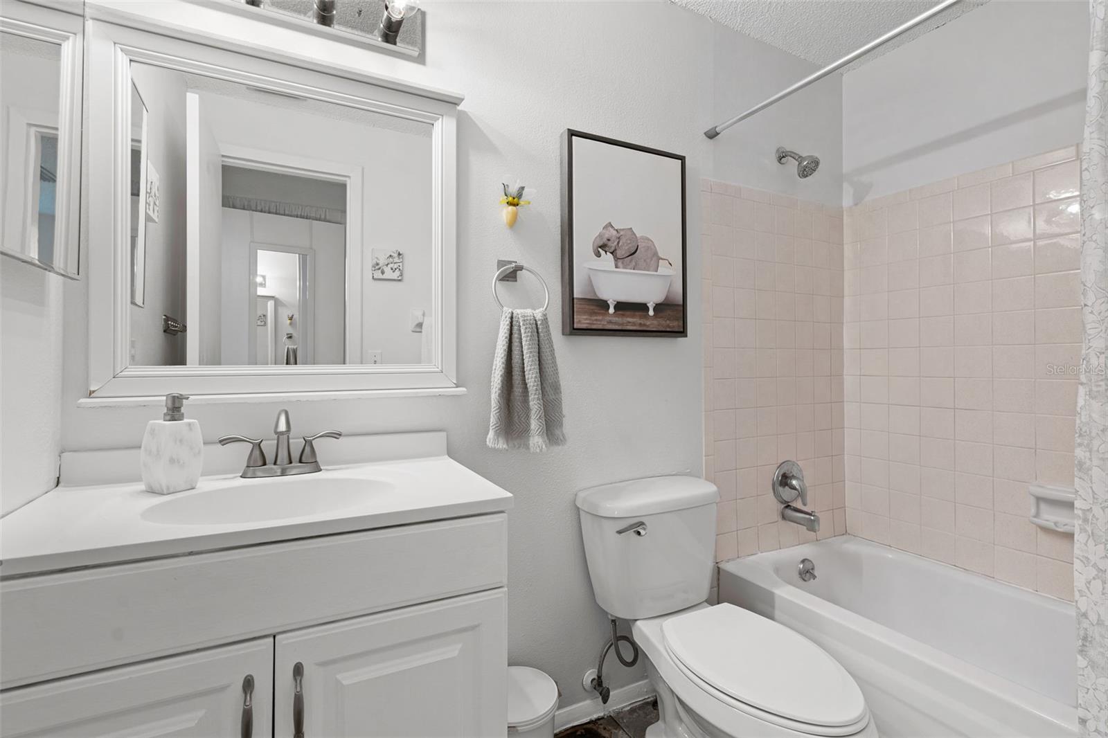 WOODSIDE VILLAGE CONDO - Residential