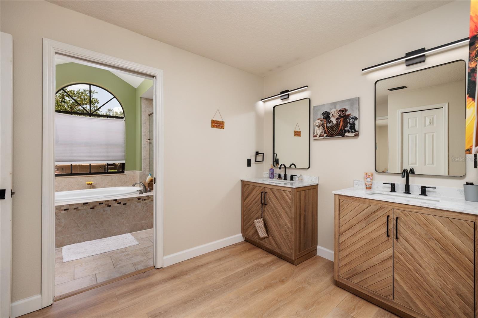NORTH OAKCREST UNIT 1 - Residential