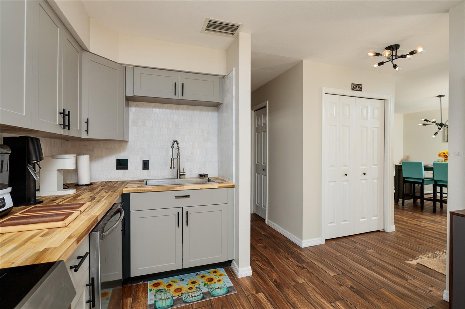 NORTH OAKCREST UNIT 1 - Residential