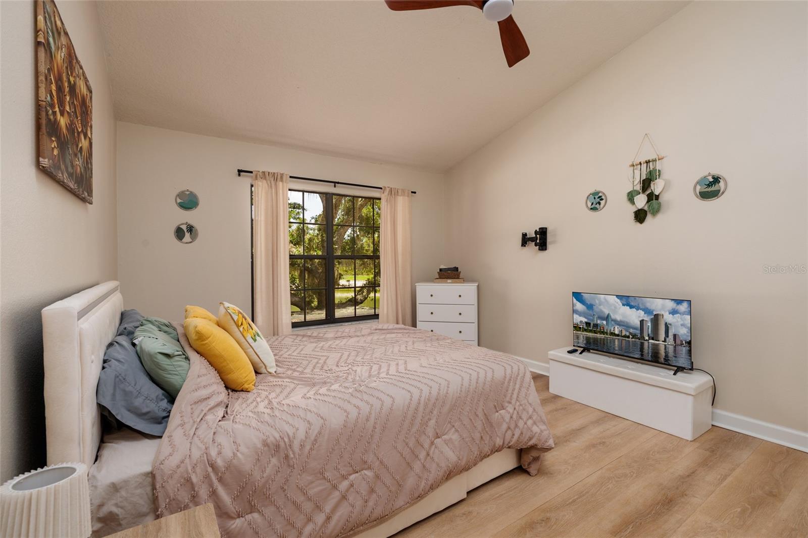 NORTH OAKCREST UNIT 1 - Residential