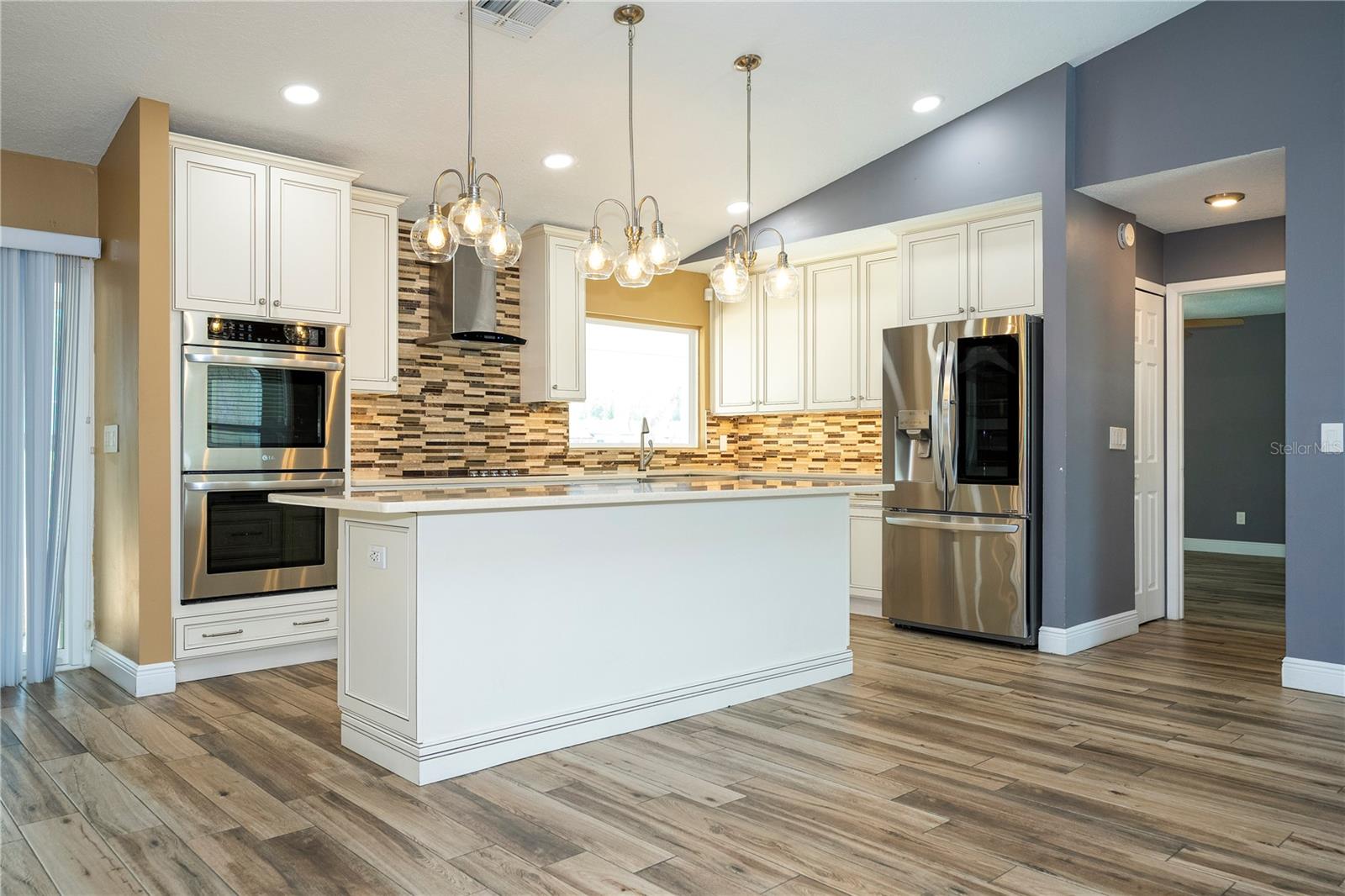 BVL UNIT 11 - Residential