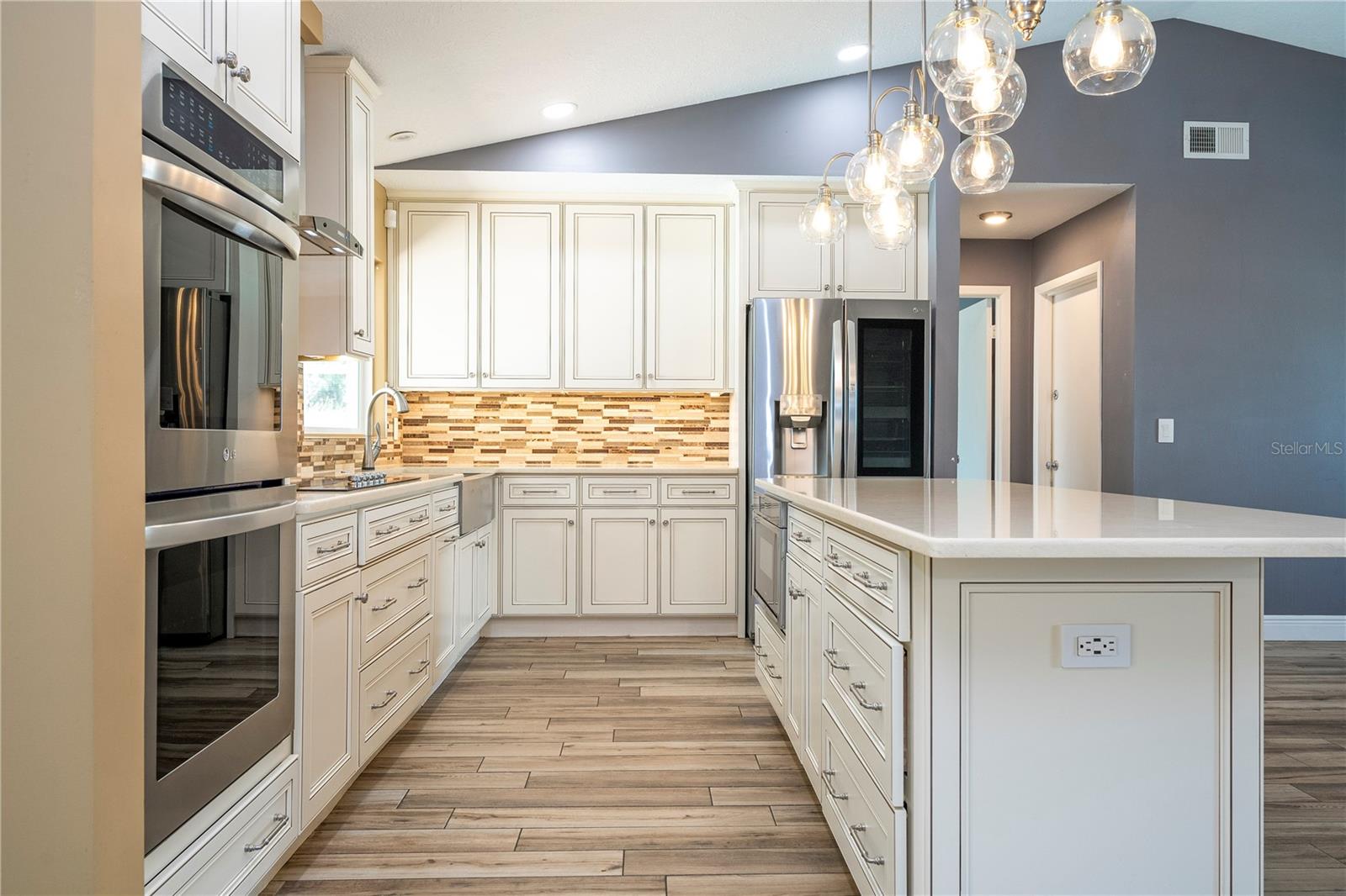 BVL UNIT 11 - Residential