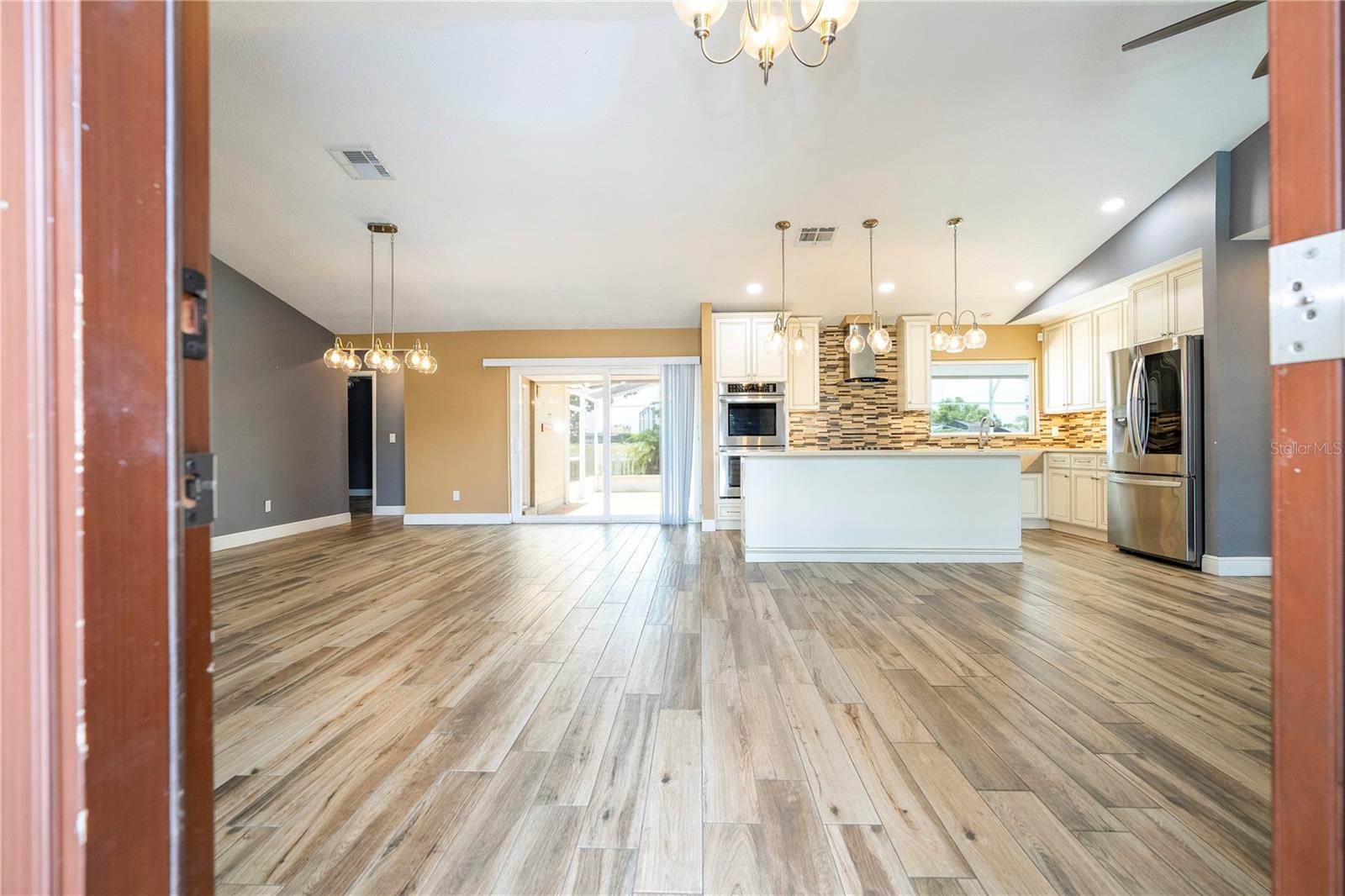 BVL UNIT 11 - Residential