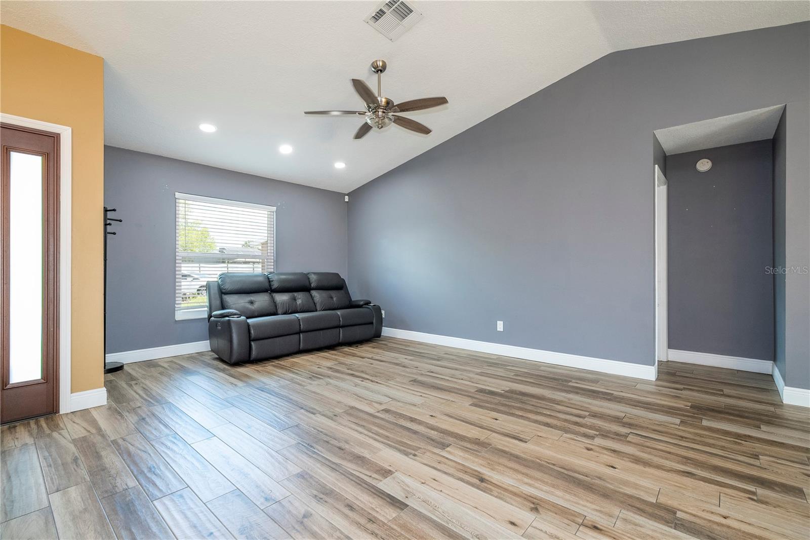 BVL UNIT 11 - Residential
