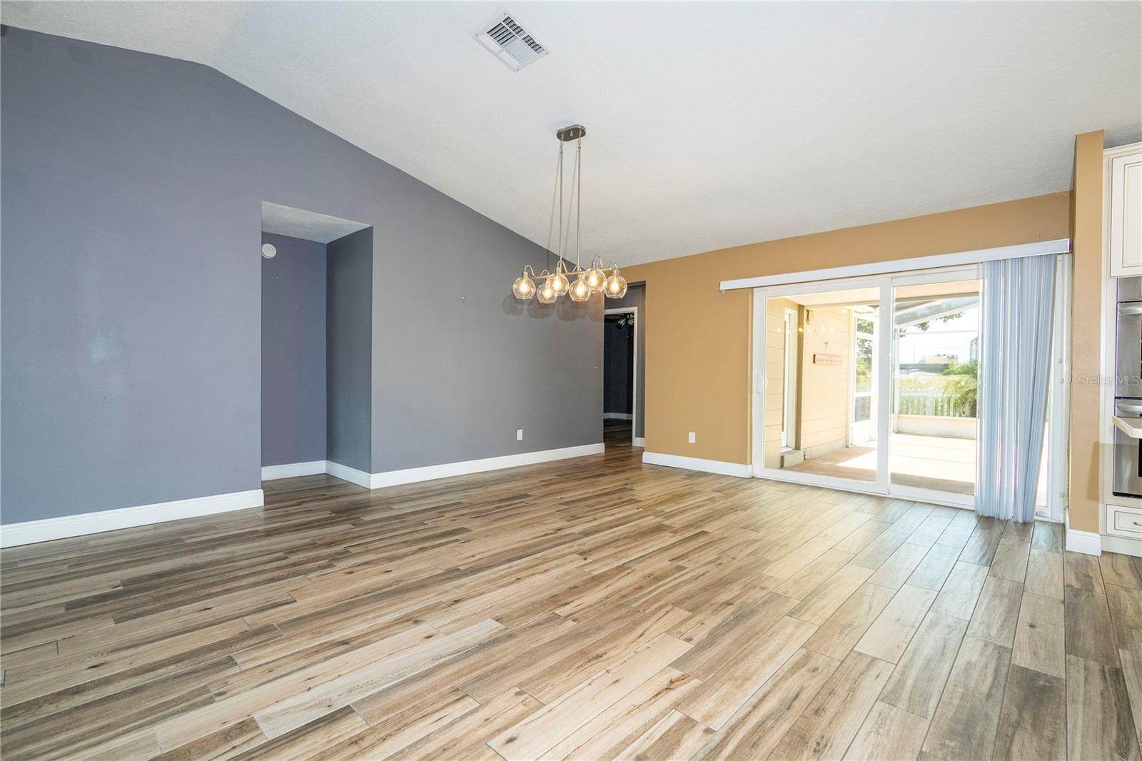 BVL UNIT 11 - Residential