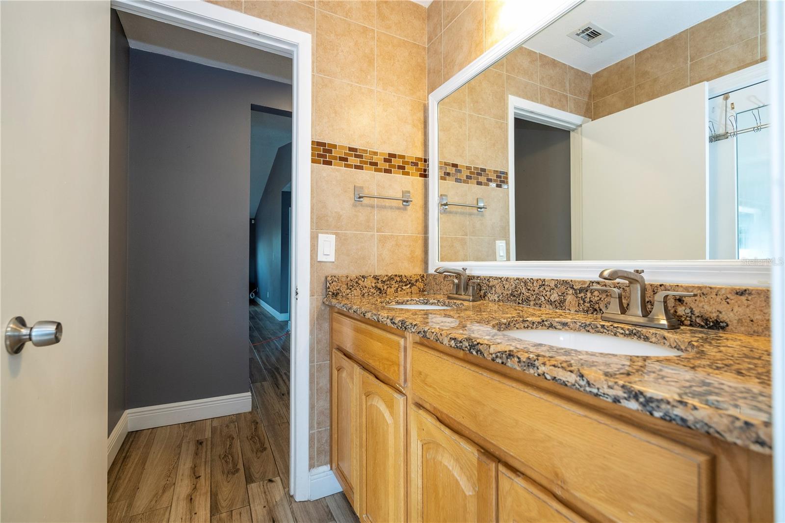 BVL UNIT 11 - Residential