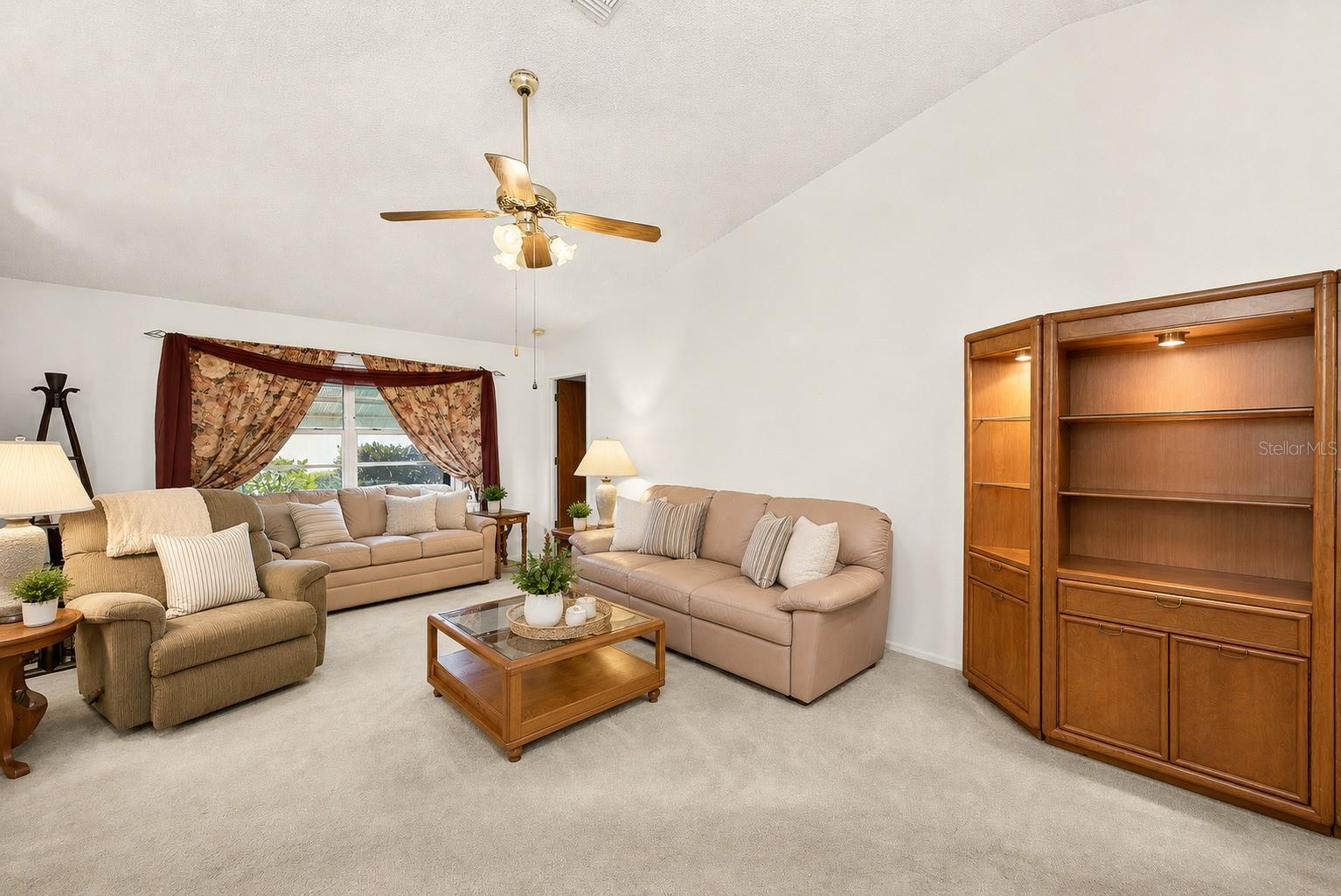 SOMERSET LAKES UNIT FOUR - Residential