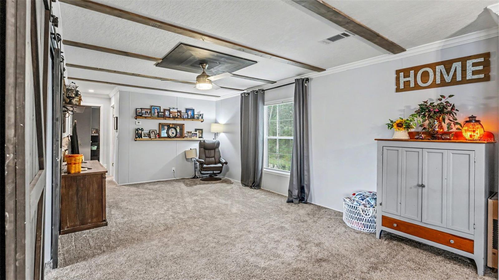 FARMLAND ACRES - Residential