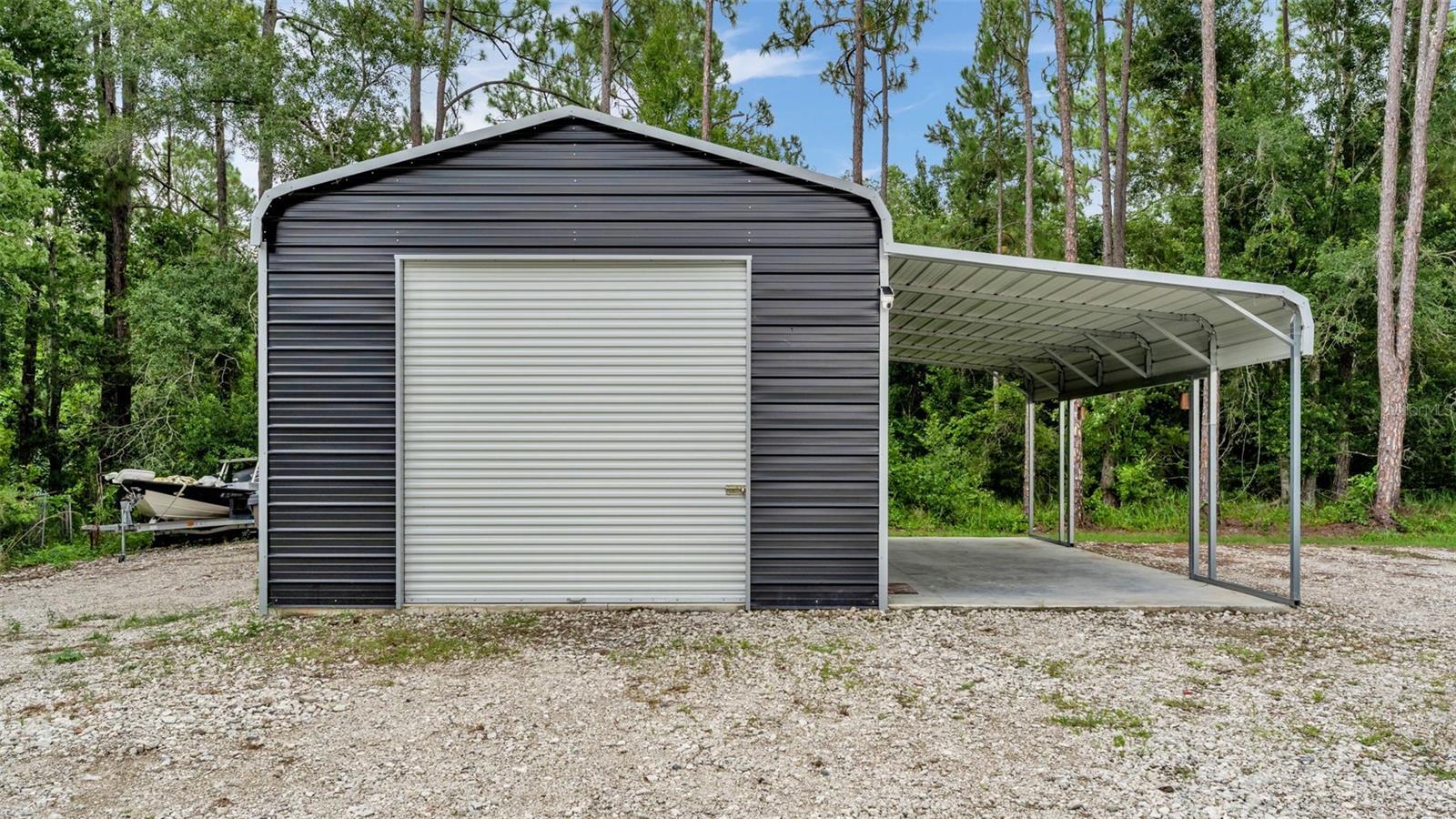 FARMLAND ACRES - Residential