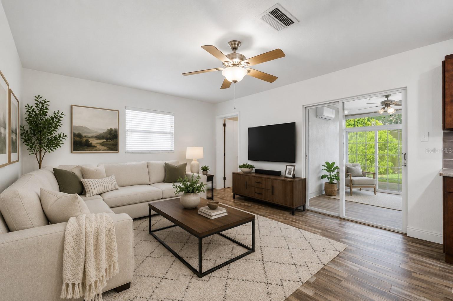 TEMPLE TERRACE HILLS - Residential