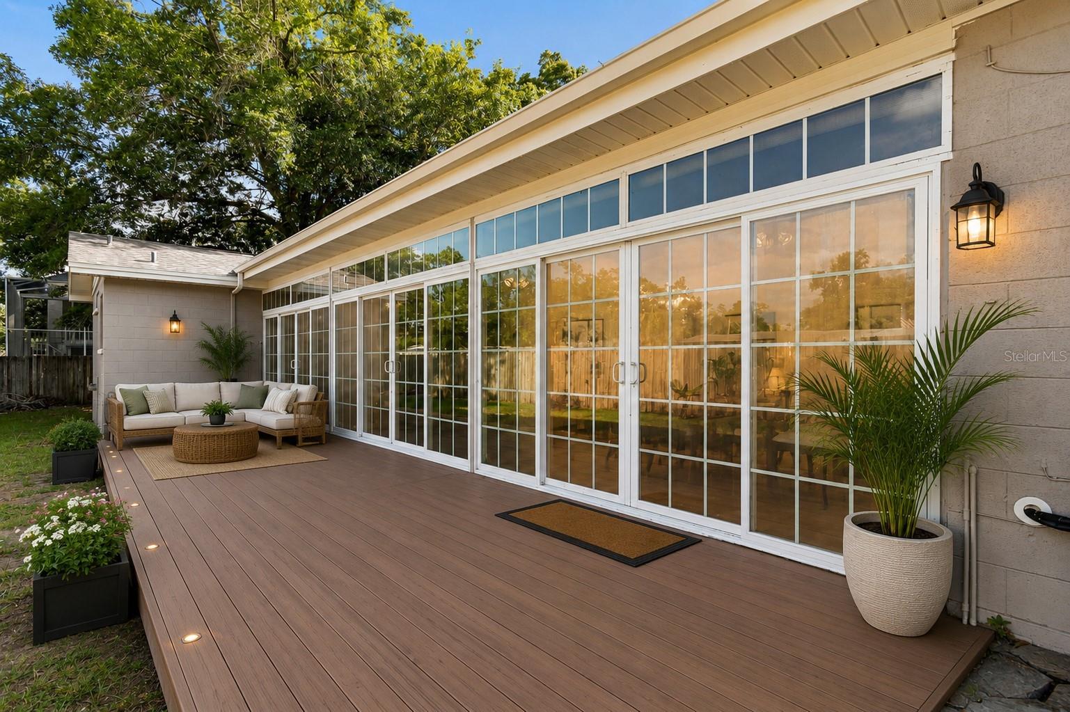 TEMPLE TERRACE HILLS - Residential