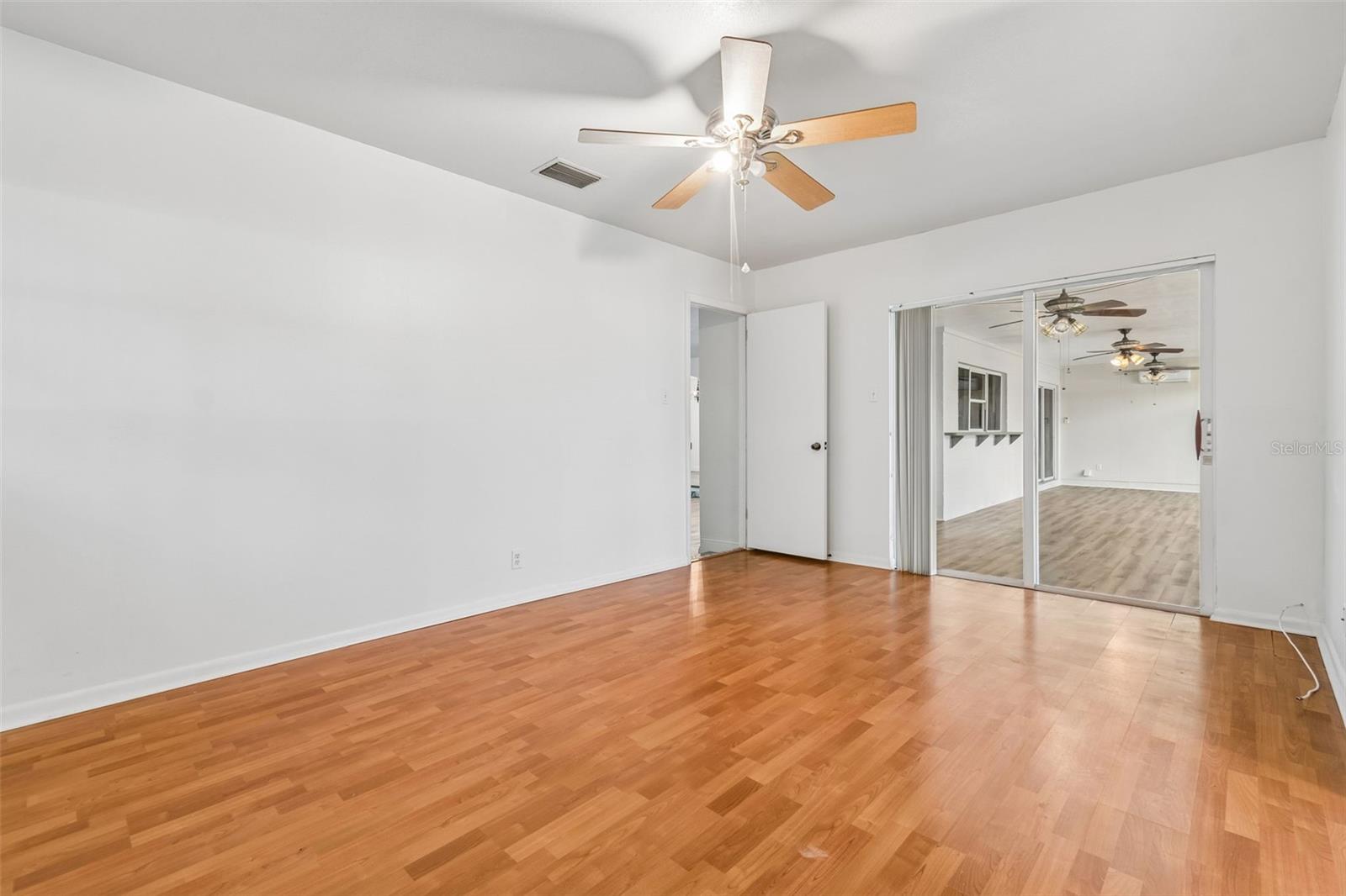 TEMPLE TERRACE HILLS - Residential