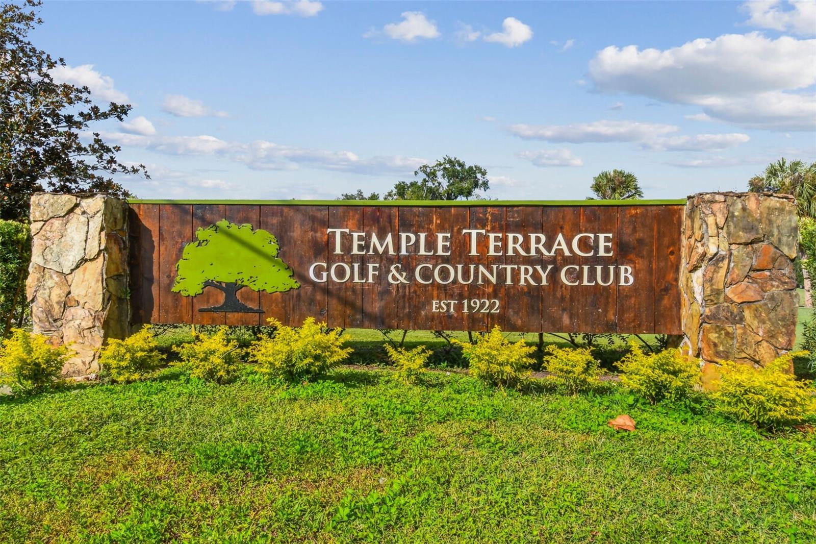 TEMPLE TERRACE HILLS - Residential