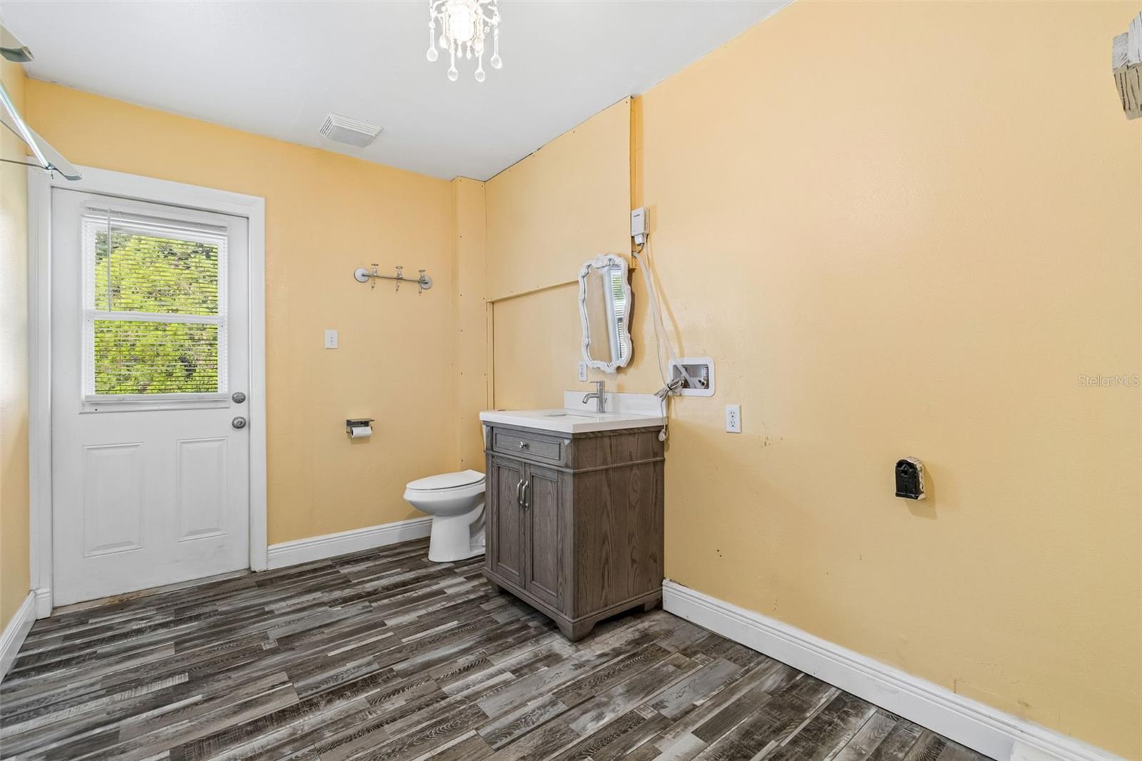 TEMPLE TERRACE HILLS - Residential