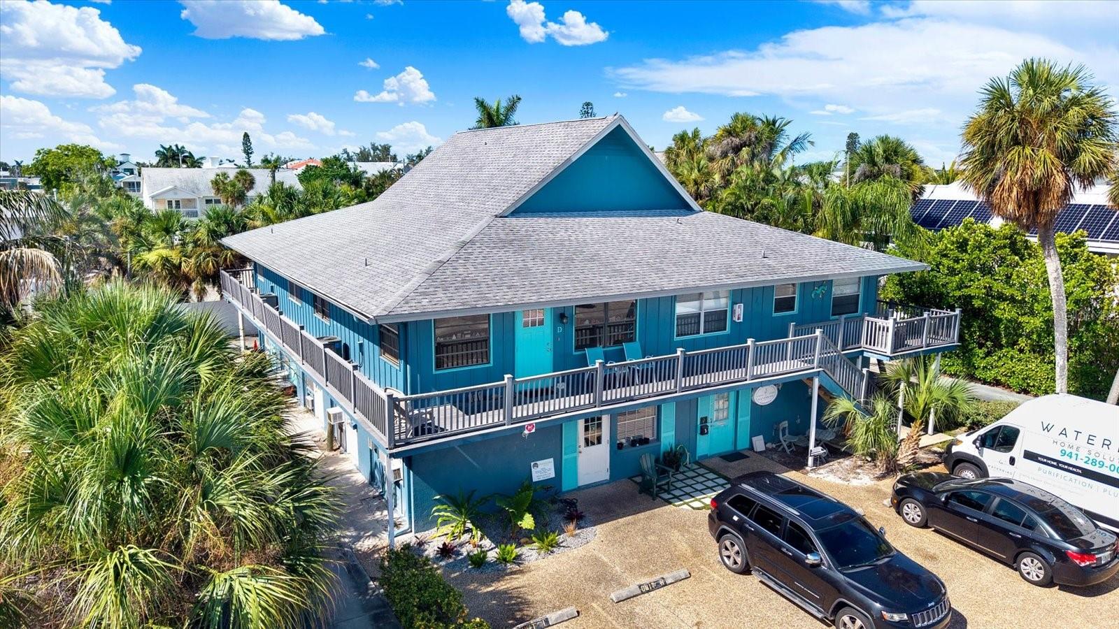 THE PALMS CONDO - Residential