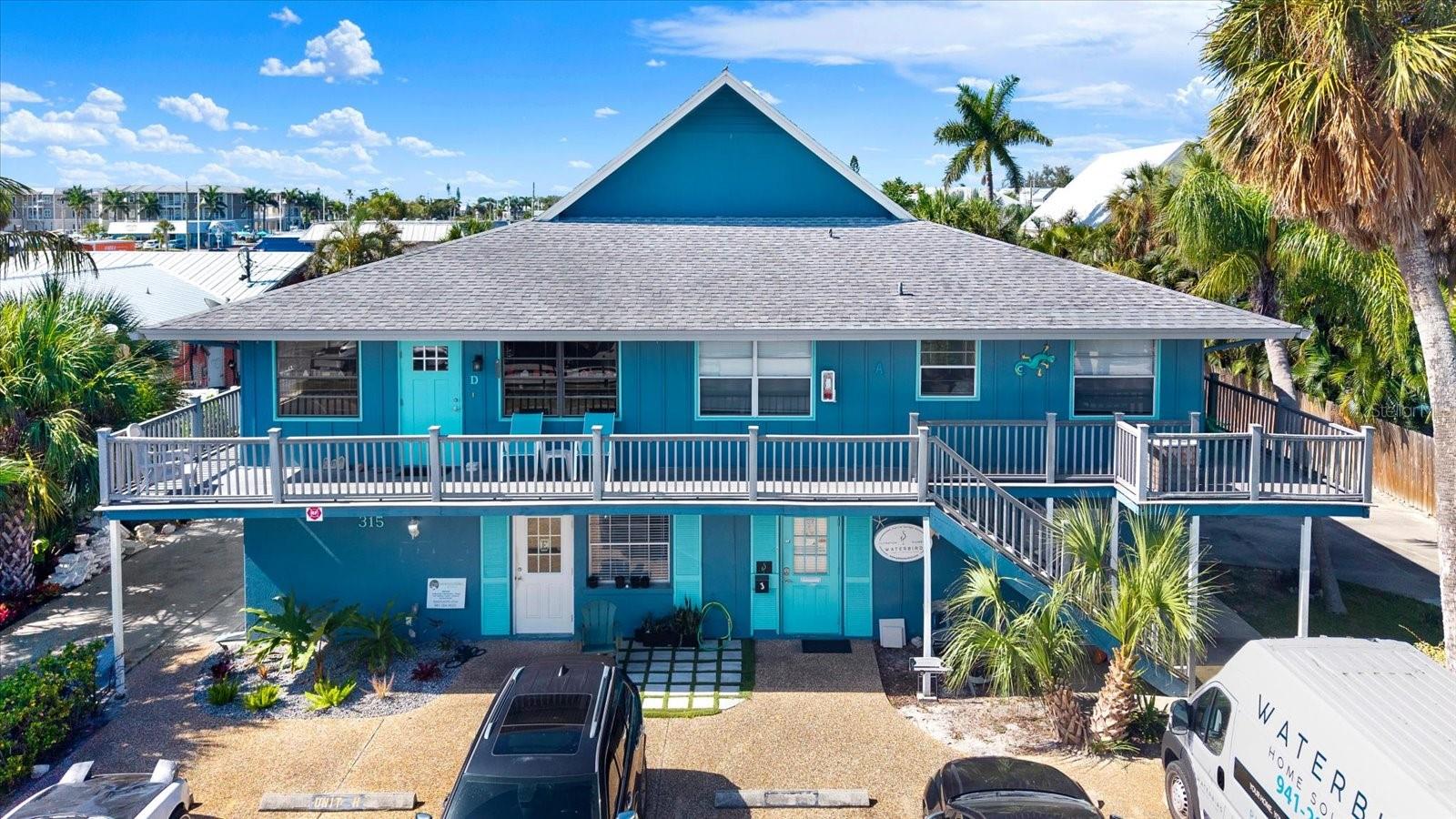 THE PALMS CONDO - Residential
