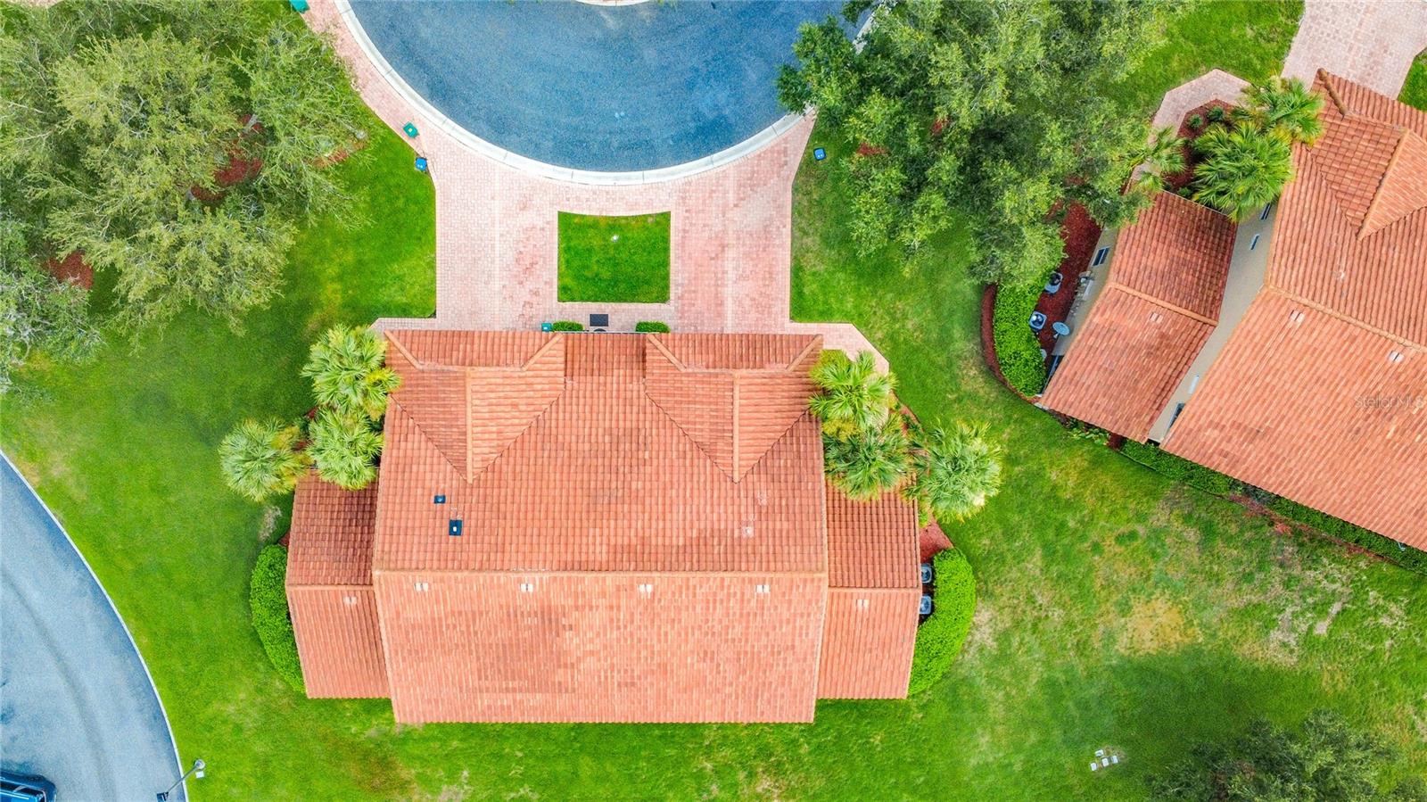 BOWLINE VILLAS/LK MIONA - Residential