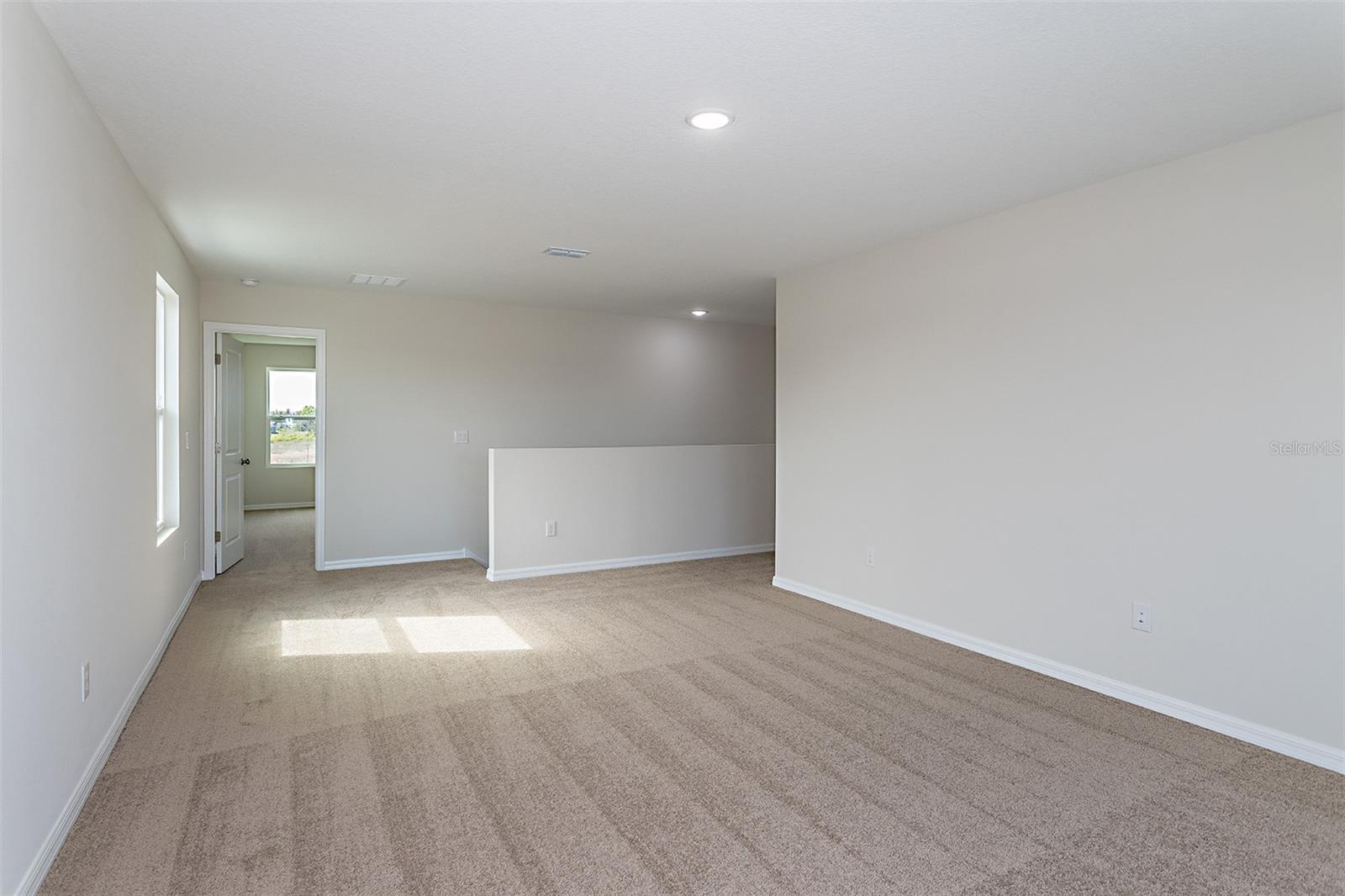 PASADENA LANDING - Residential